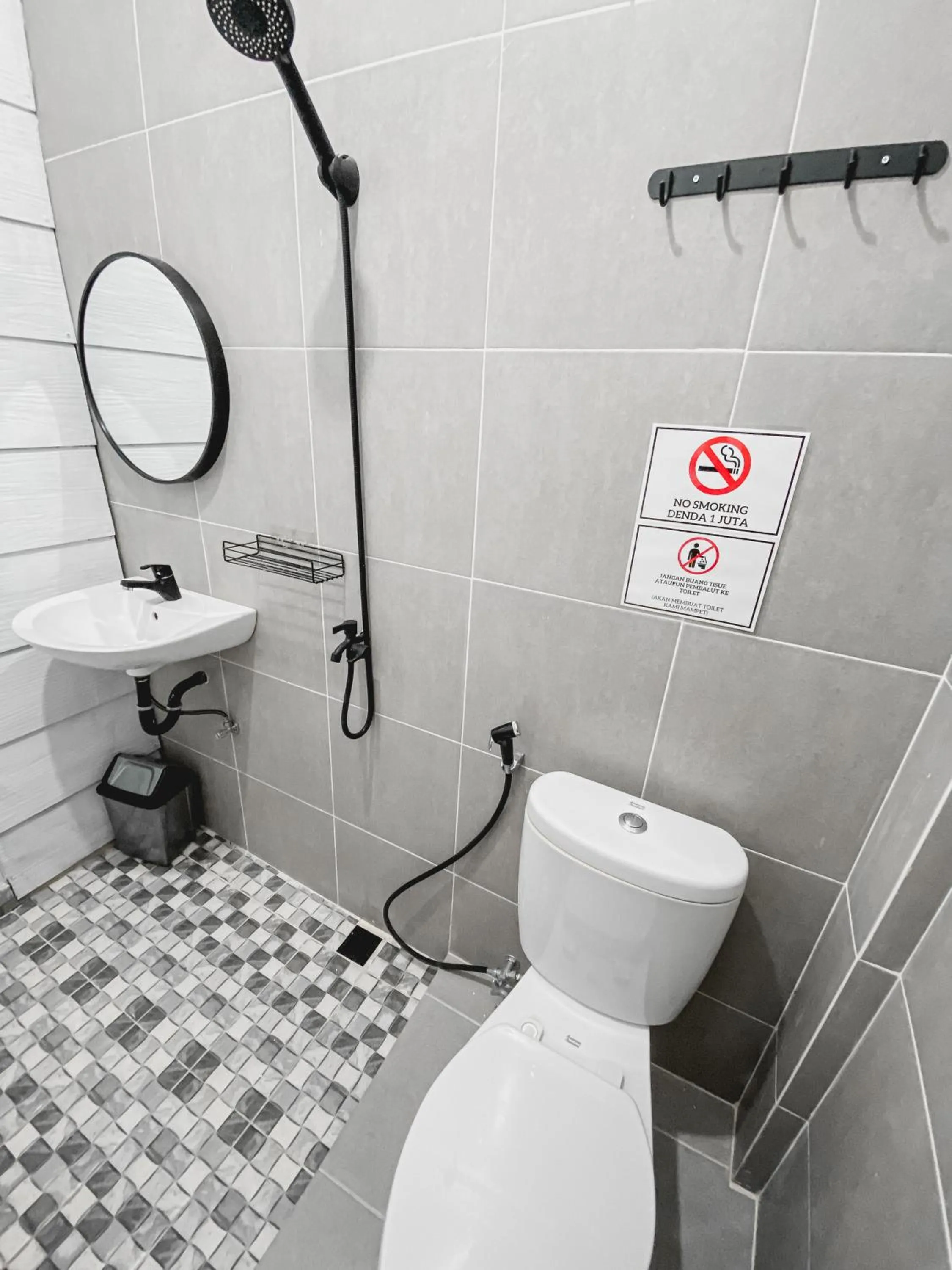 Shower in Stay Hub