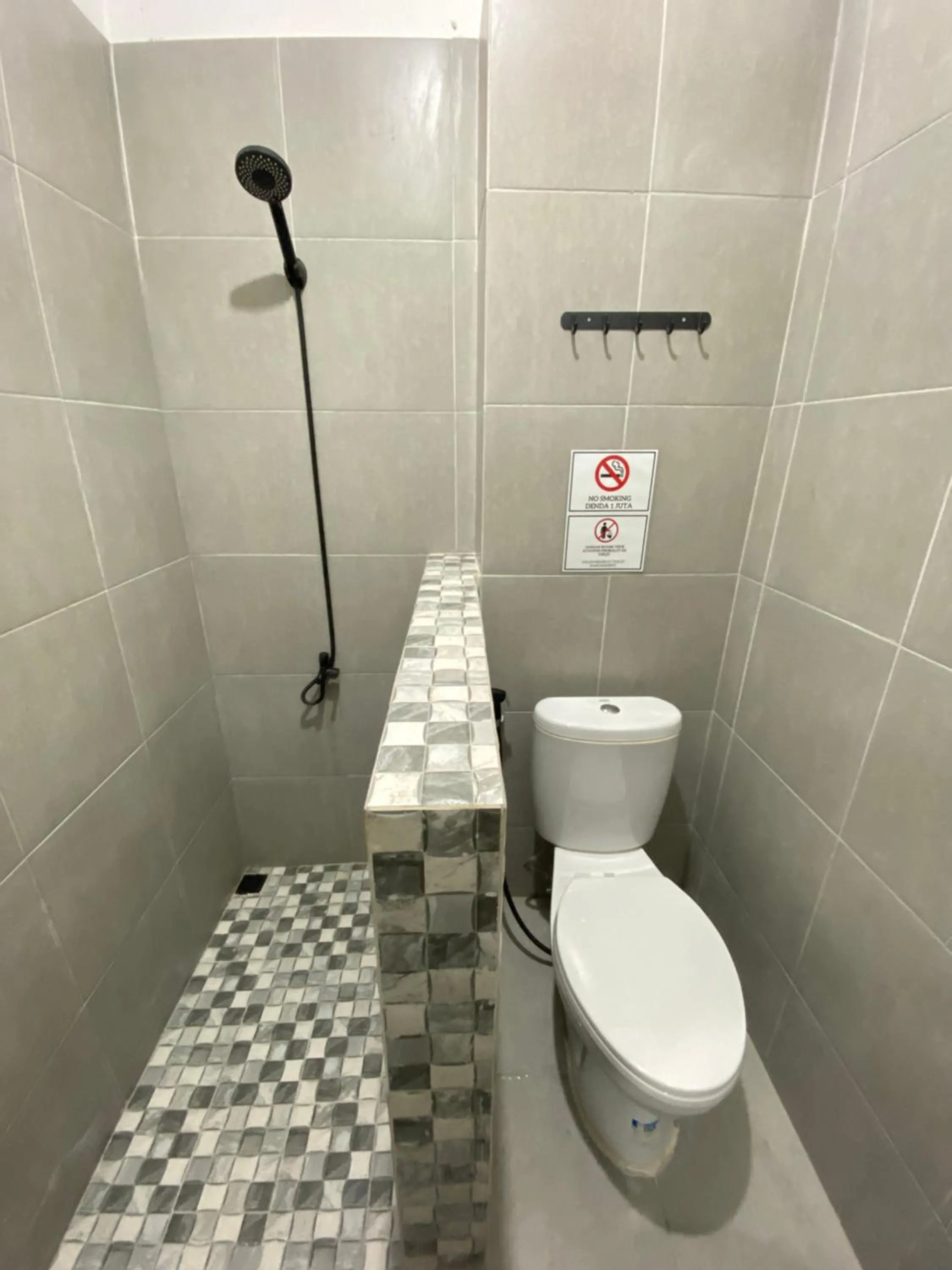 Shower in Stay Hub