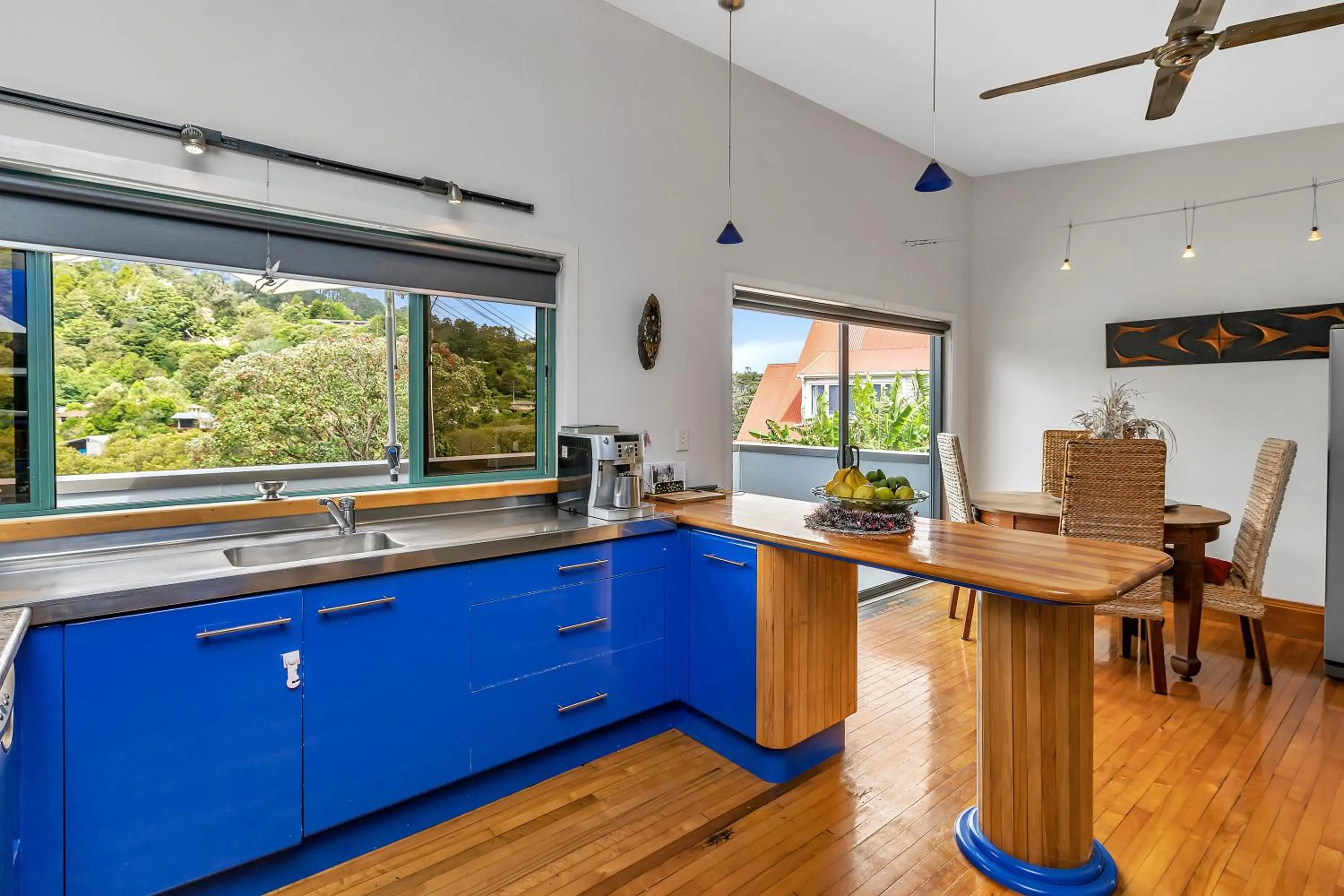 Communal kitchen in Mi Castillo on Hatea Drive