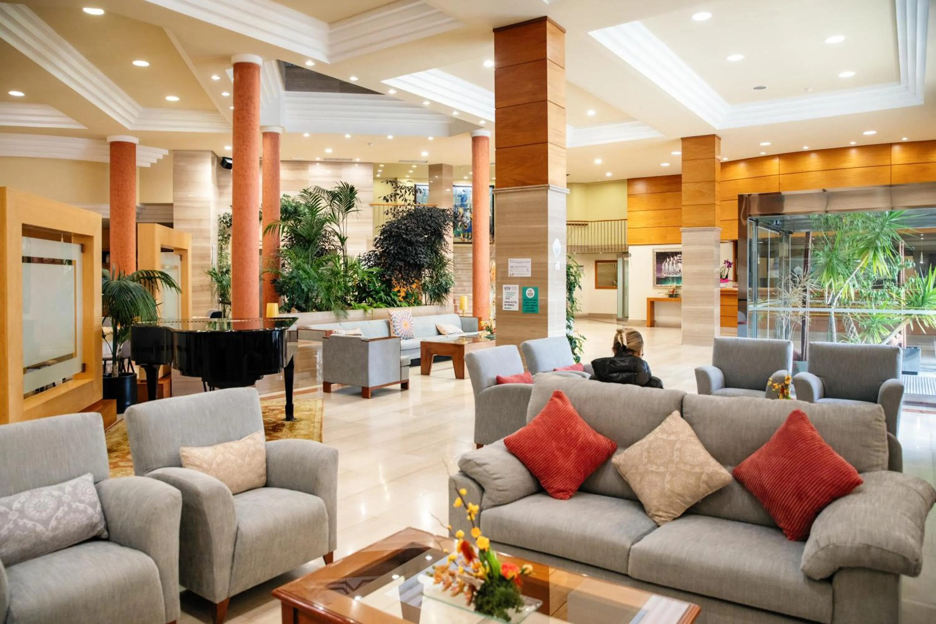 Lobby or reception in Gran Hotel de Ferrol