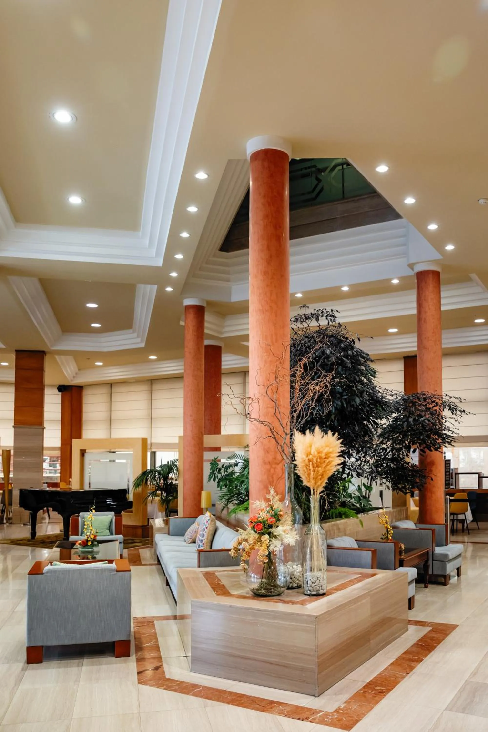 Lobby or reception in Gran Hotel de Ferrol