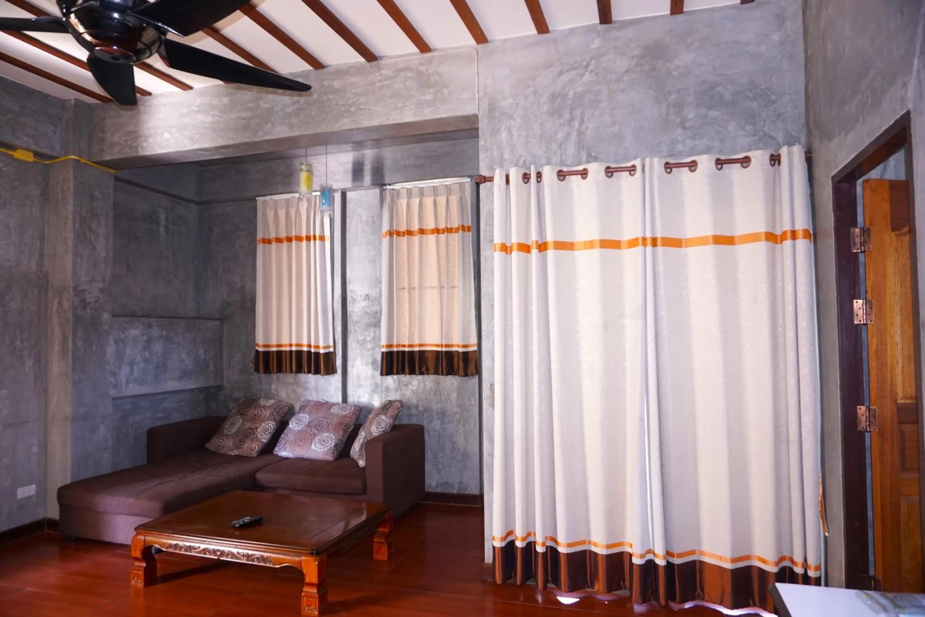 Living room in Tamnak Lanta @Chiang Mai