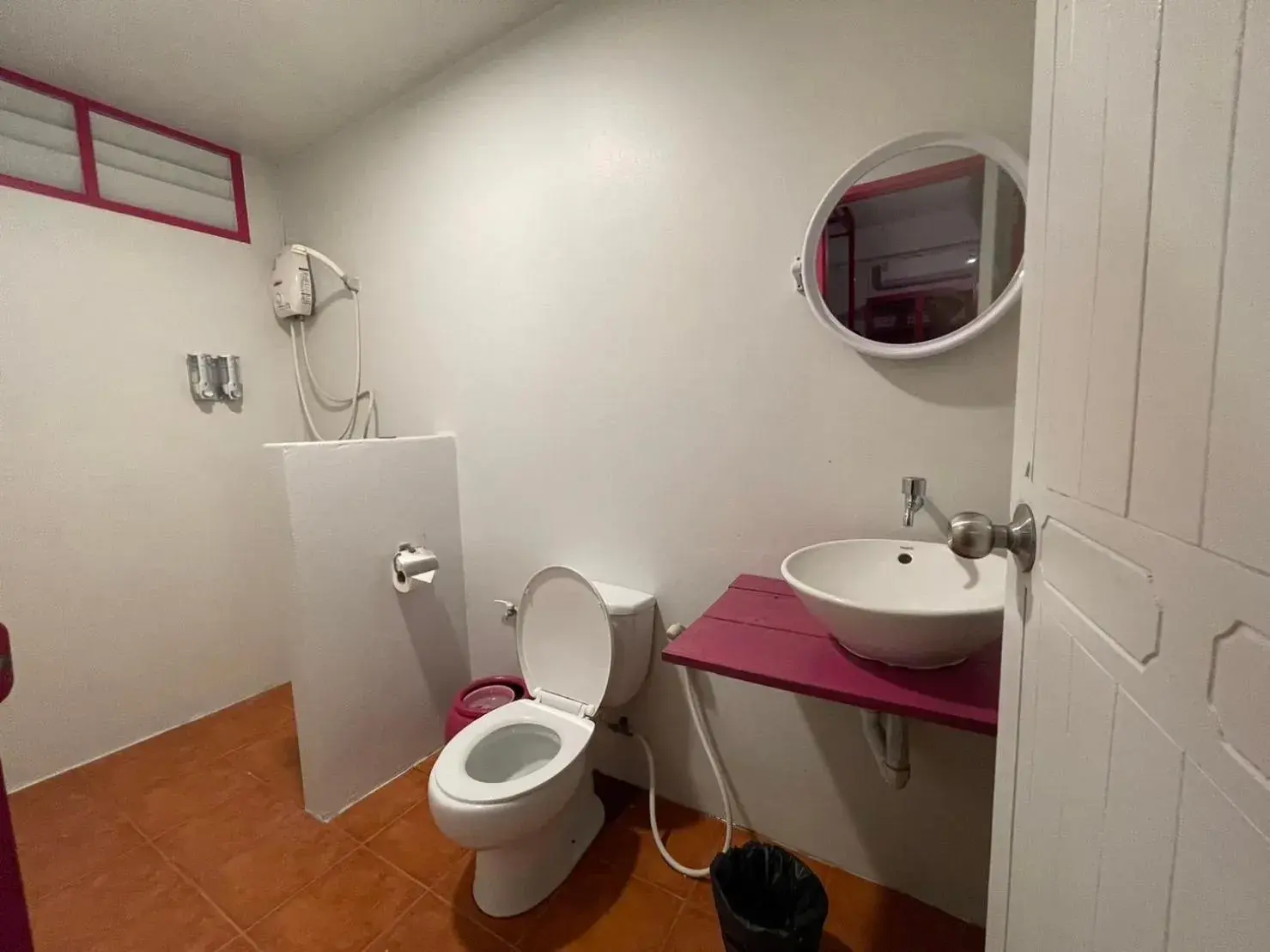 Shower in Slumber Resort Koh Chang Shower in Slumber Resort Koh Chang