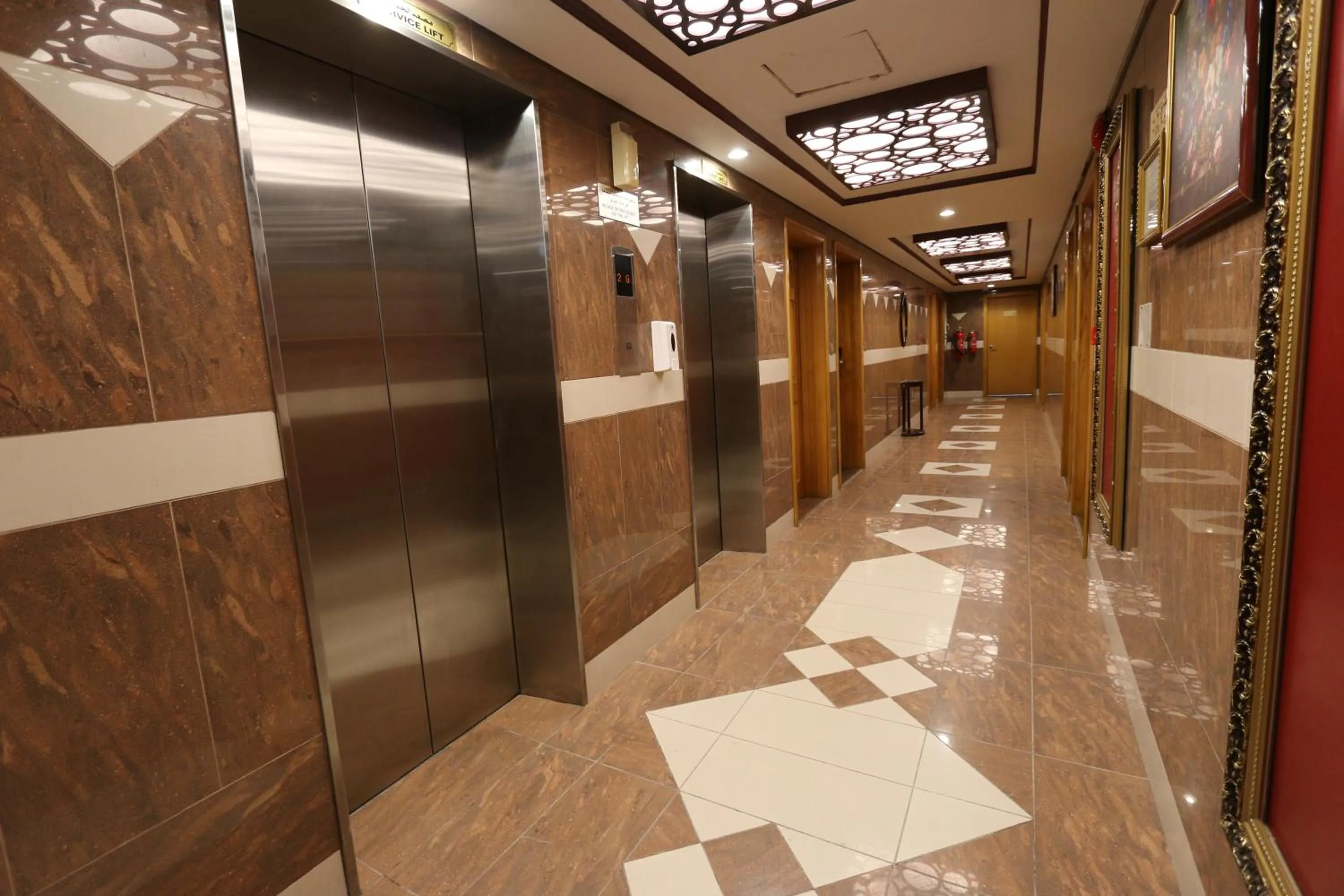 elevator in NEW CALIFORNIA HOTEL