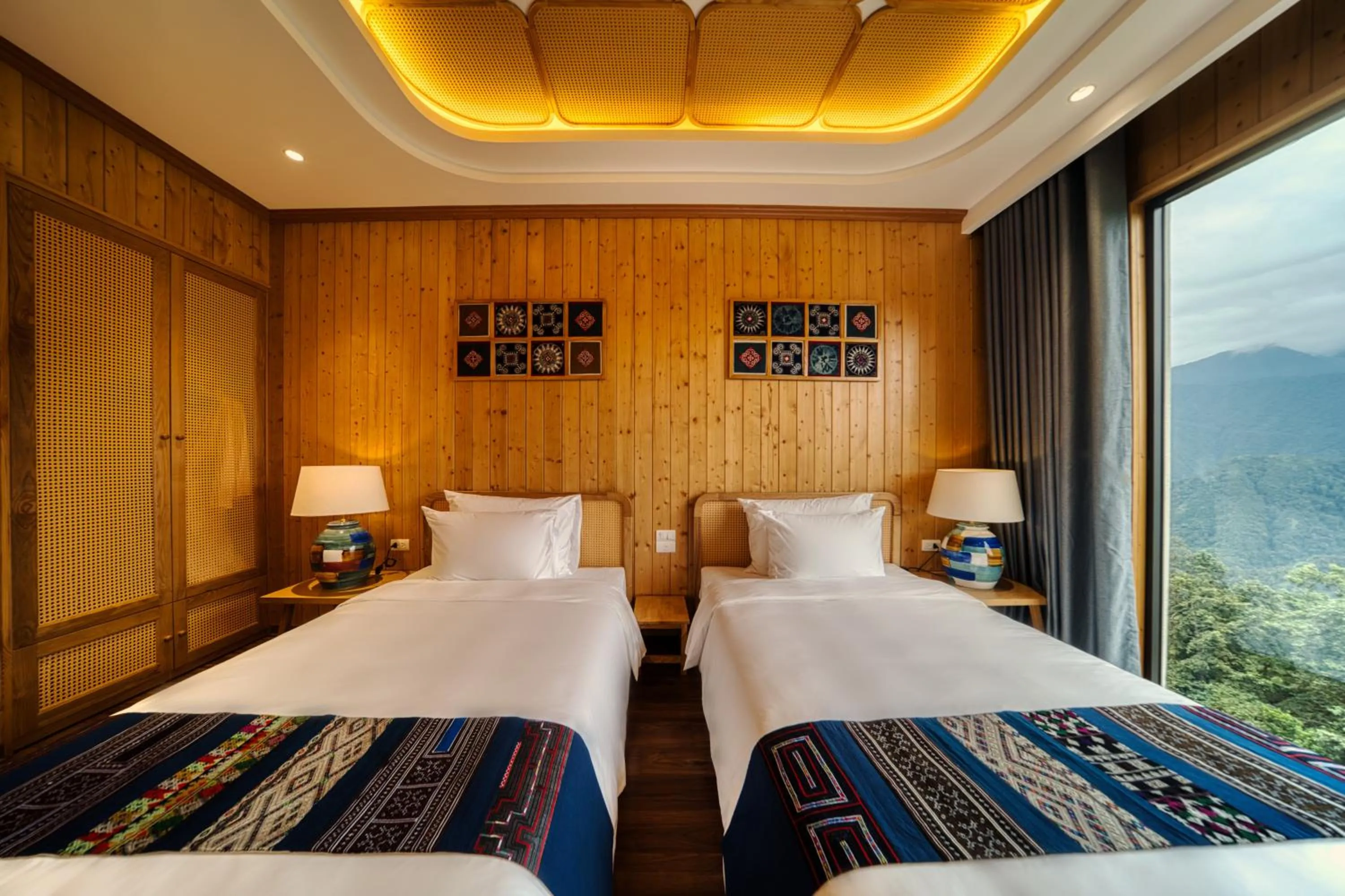 Bed in Lady Hill Sapa Resort