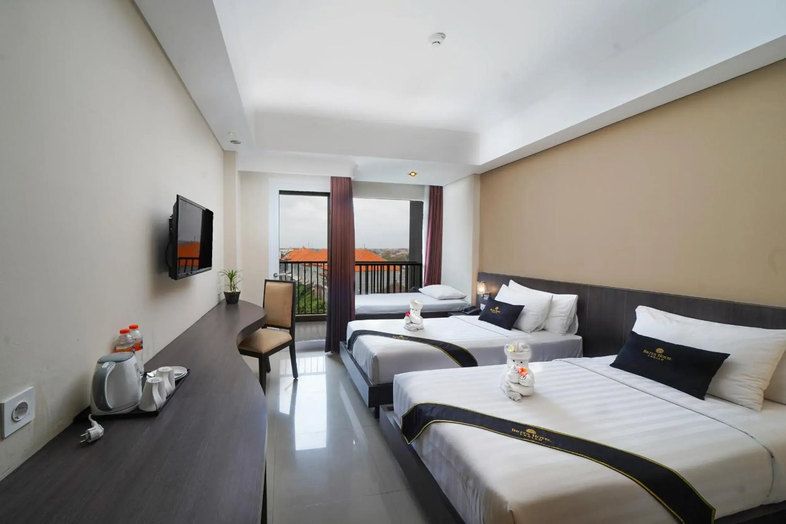 Bedroom, Bed in Brits Hotel Legian Bedroom, Bed in Brits Hotel Legian