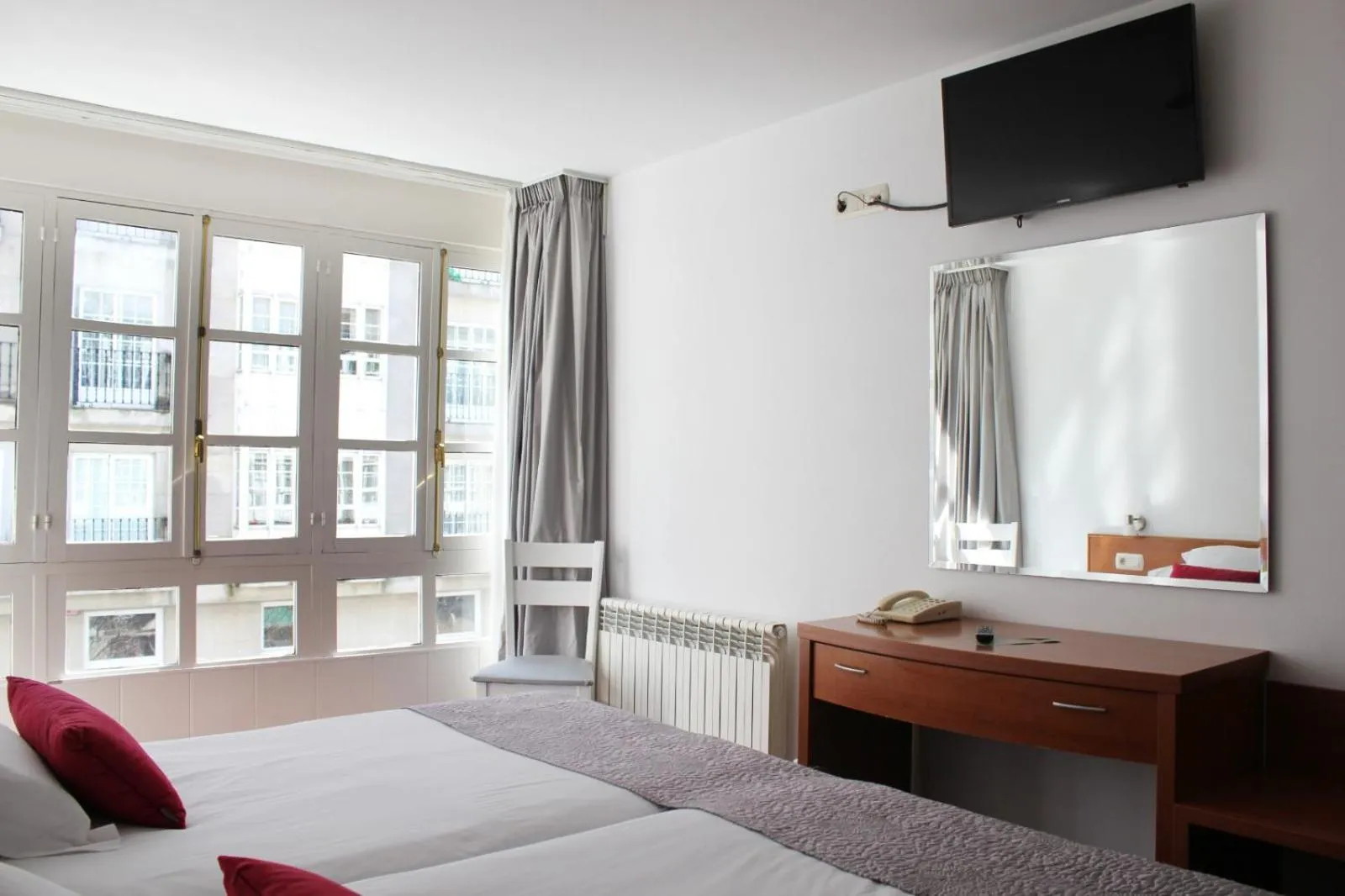 Photo of the whole room, Bed in Hotel Hórreo by Bossh! Hotels