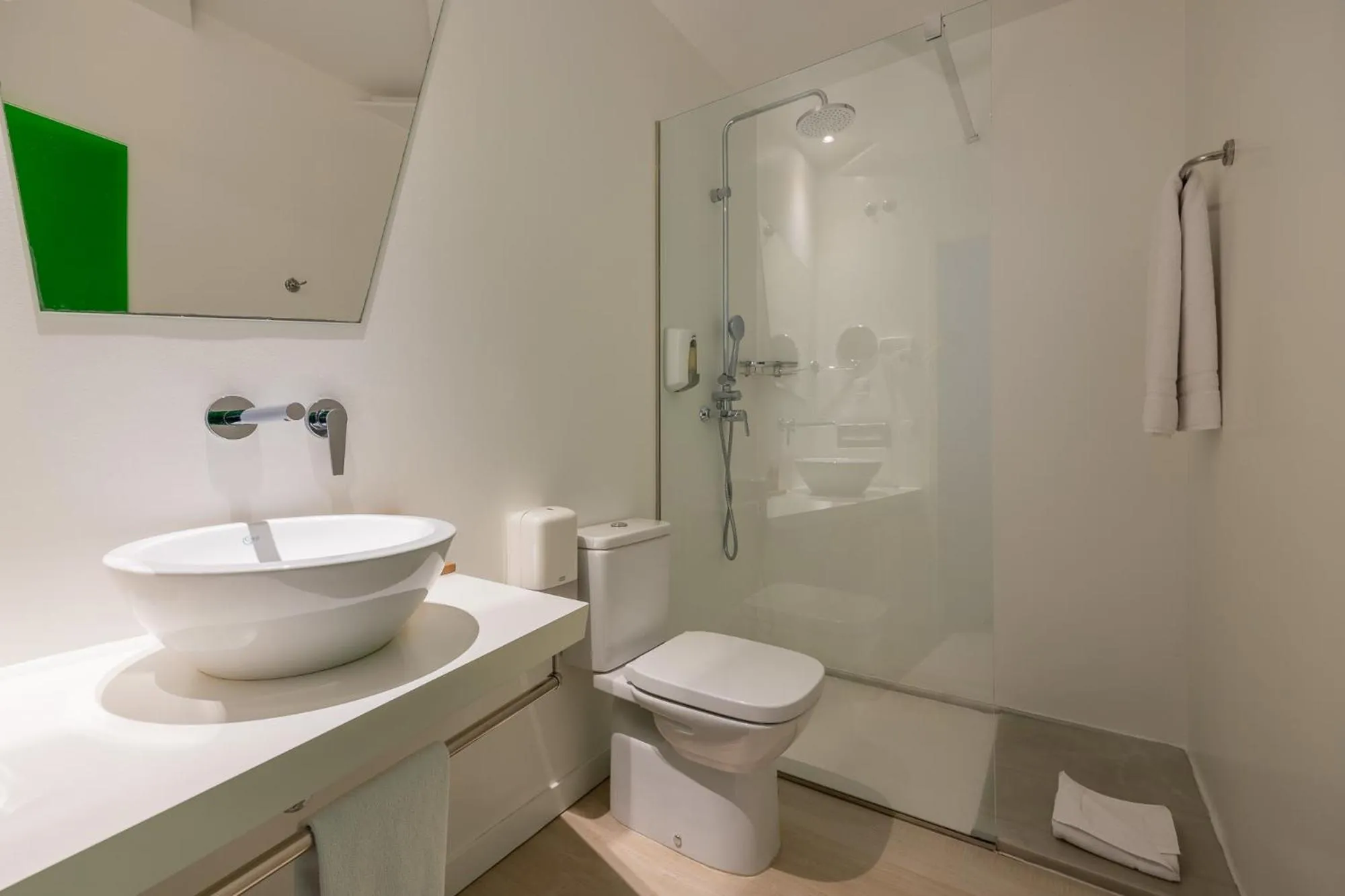 Bathroom in Atarazanas Málaga Boutique Hotel