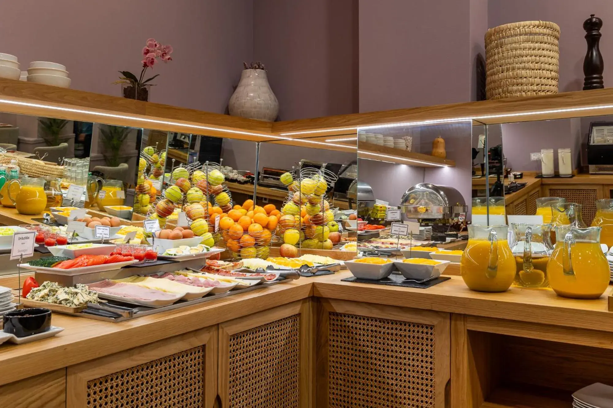 Buffet breakfast in Atarazanas Málaga Boutique Hotel Buffet breakfast in Atarazanas Málaga Boutique Hotel