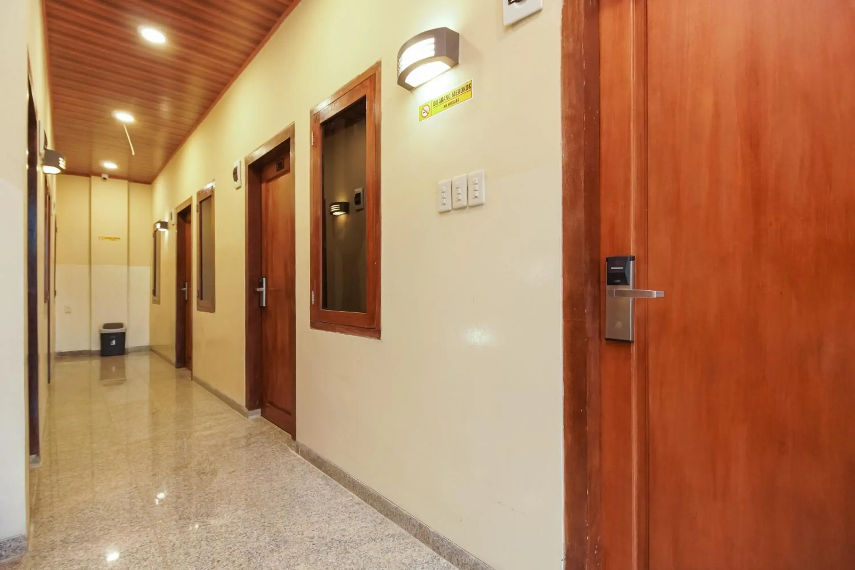 Floor plan in Urbanview Hotel Cantee Halim Perdanakusuma by RedDoorz Floor plan in Urbanview Hotel Cantee Halim Perdanakusuma by RedDoorz