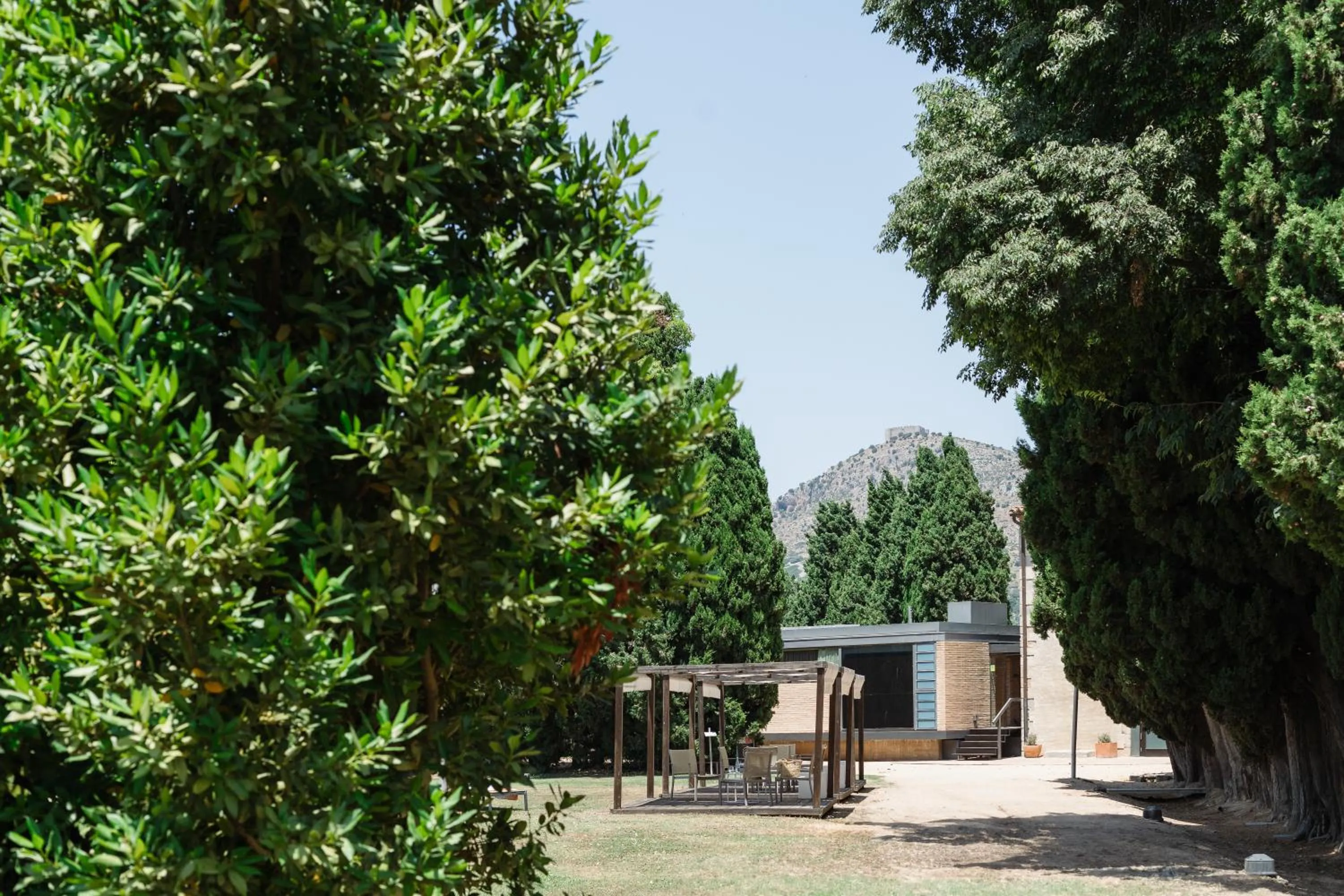 Property building in URH - Hotel Molí del Mig