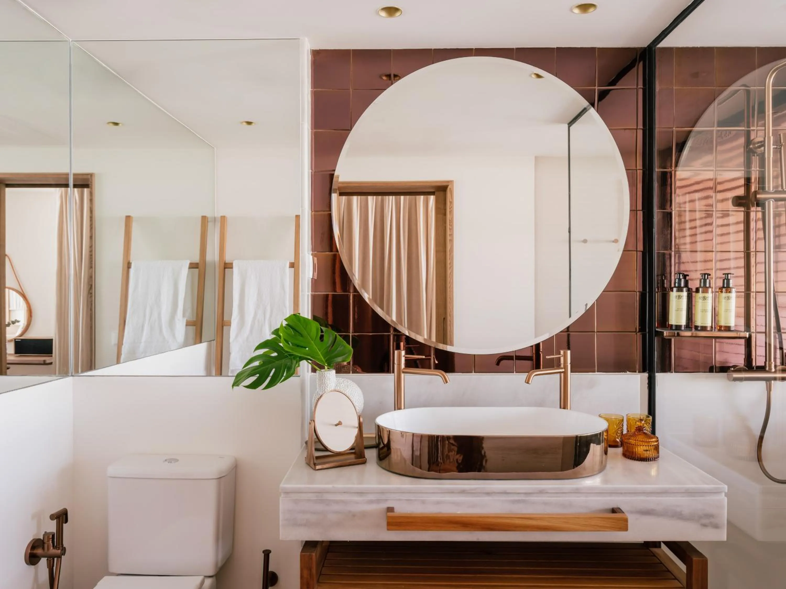 Bathroom in ME Marbella by Meliá