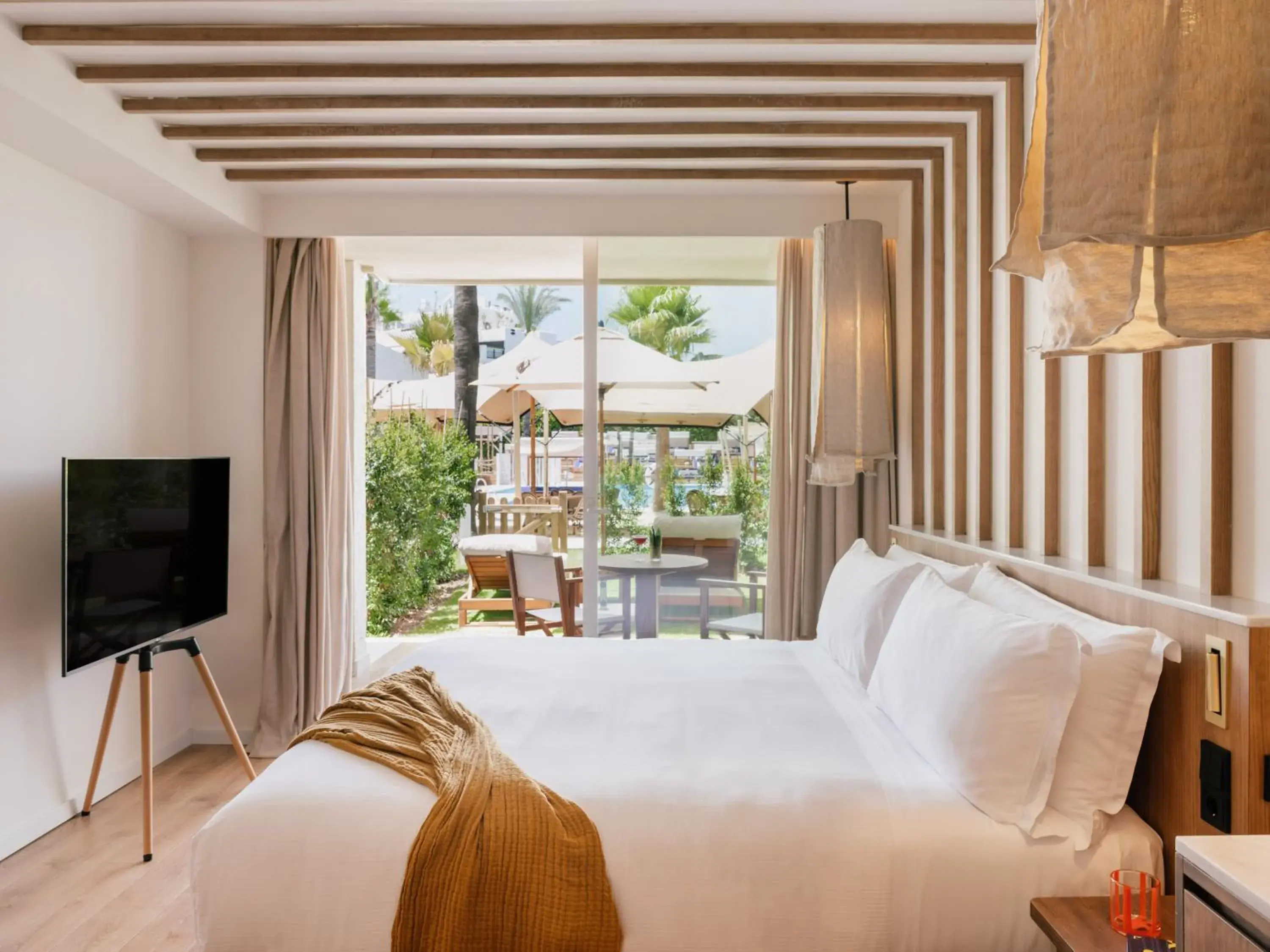 Bed in ME Marbella by Meliá Bed in ME Marbella by Meliá