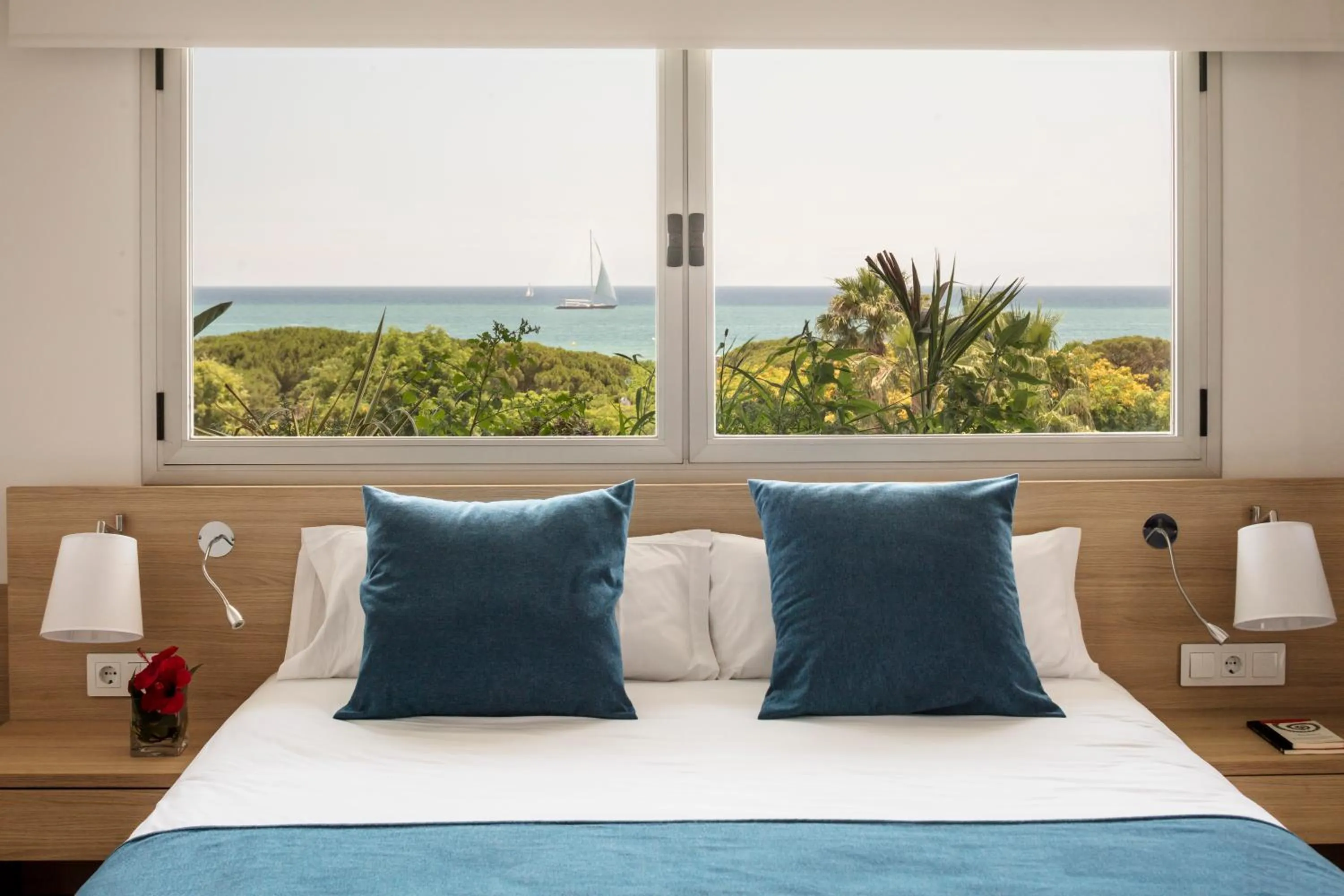 Sea view, Bed in AQUA Hotel Onabrava & Spa 4*Sup