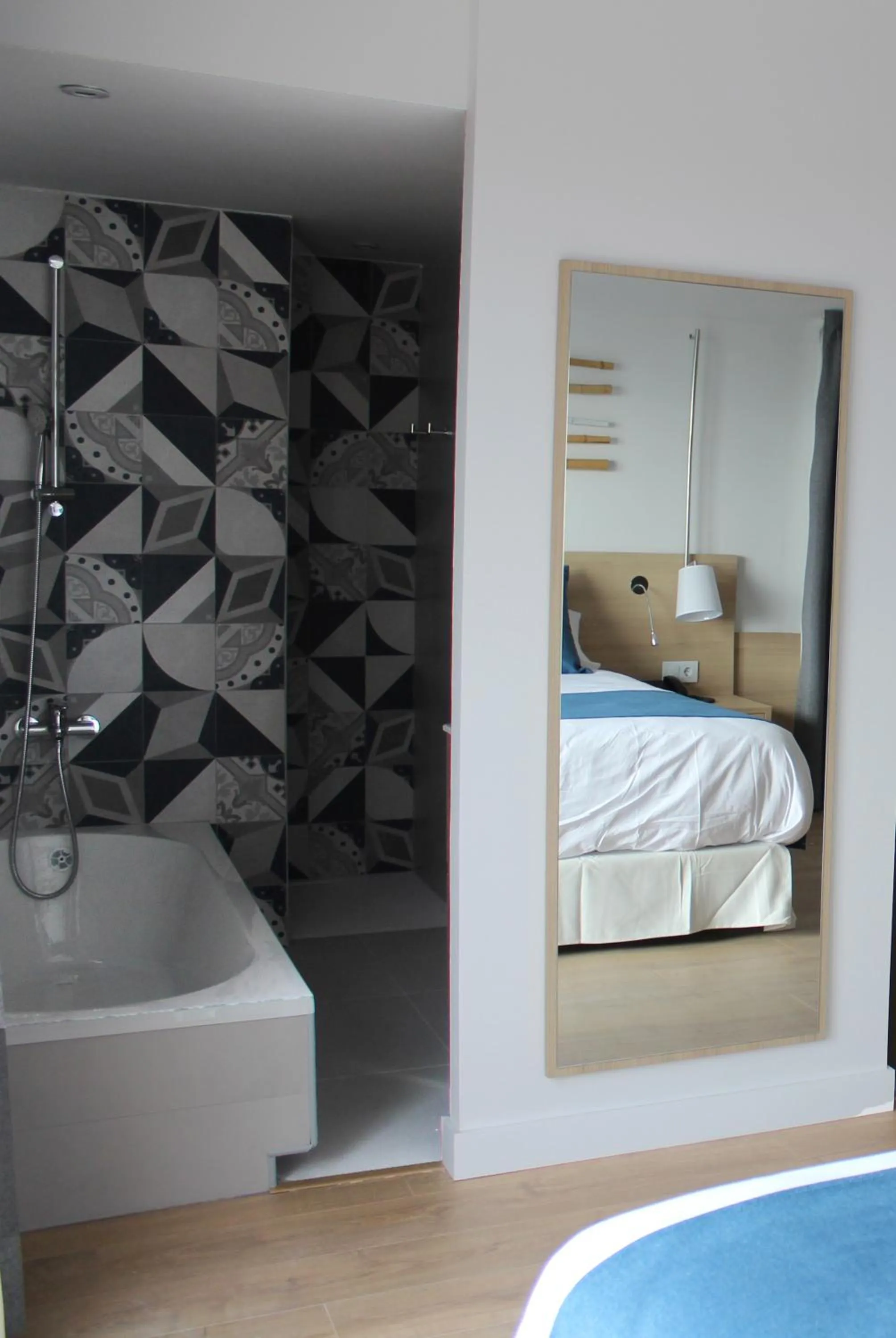 Decorative detail, Bed in AQUA Hotel Onabrava & Spa 4*Sup