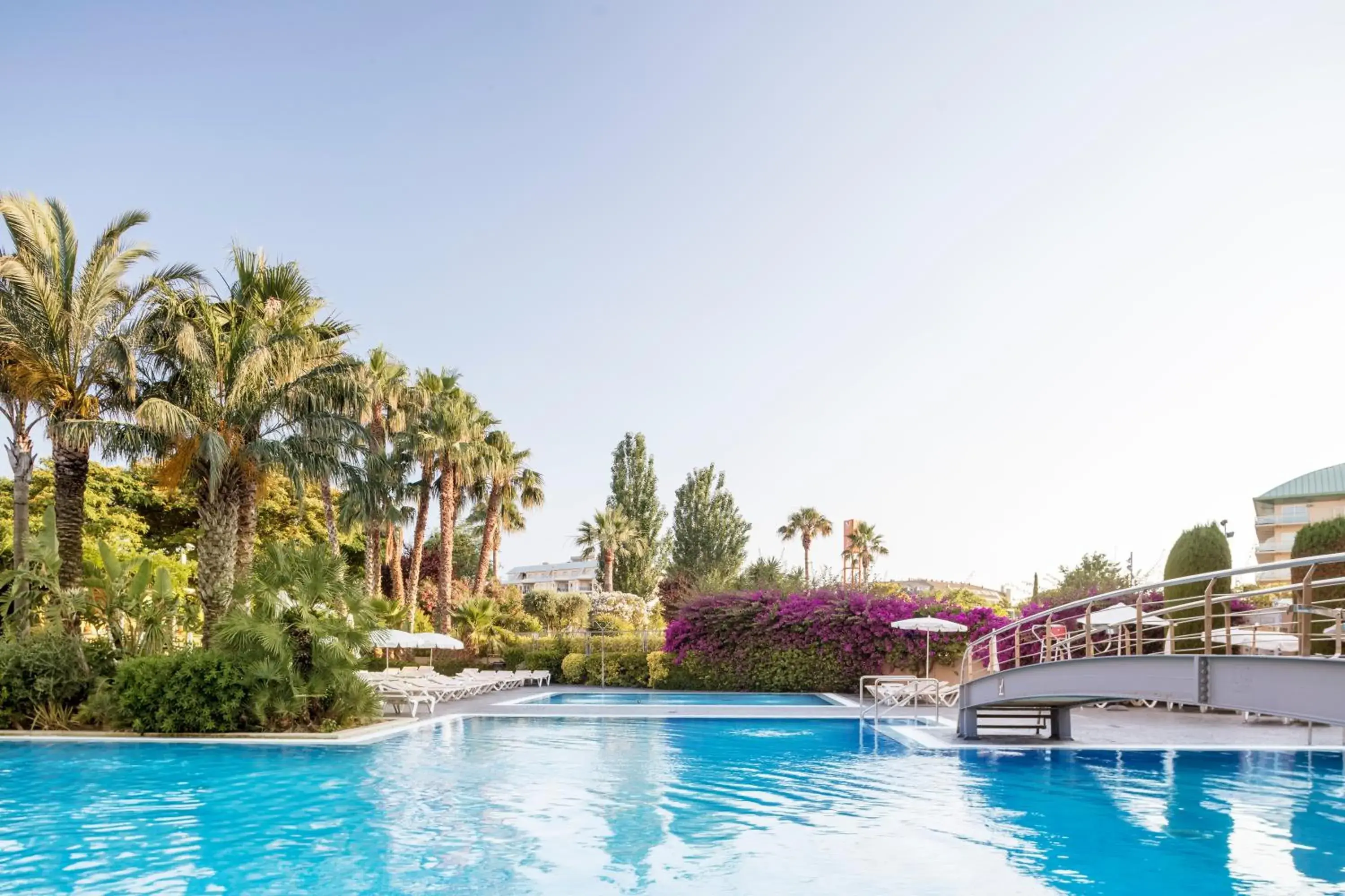 Swimming pool in AQUA Hotel Onabrava & Spa 4*Sup Swimming pool in AQUA Hotel Onabrava & Spa 4*Sup