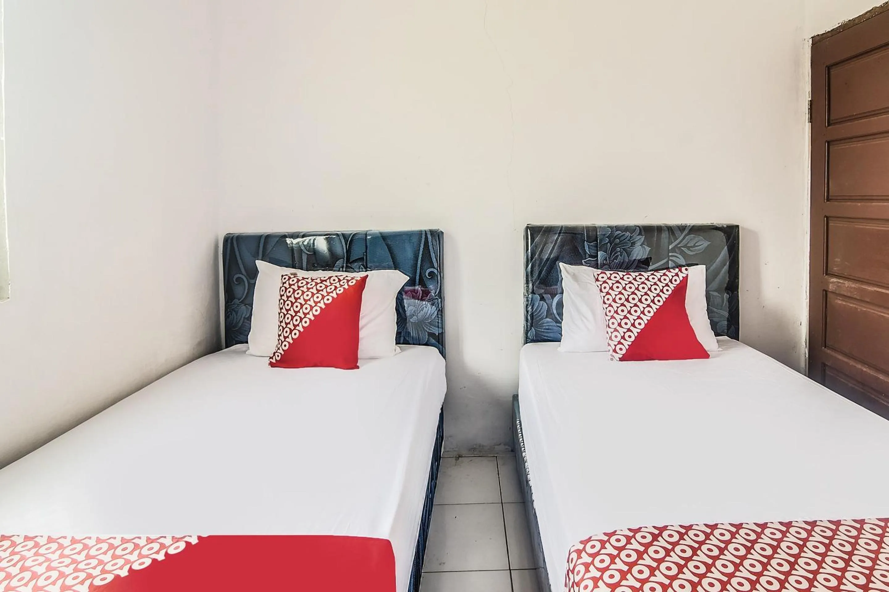 Bedroom, Bed in Hotel O 3m Kost Dan Homestay
