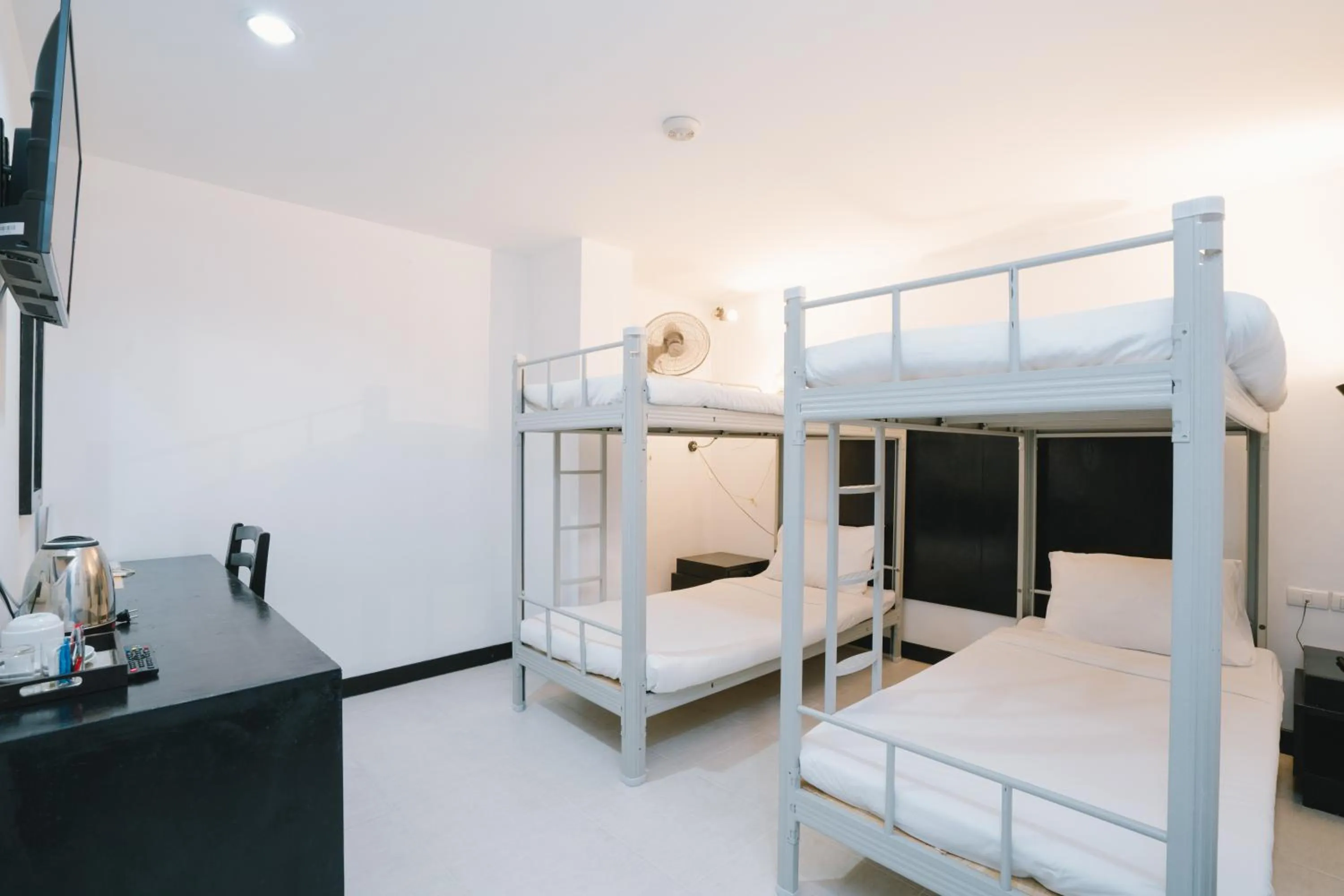 bunk bed, Bed in Noble House Patong