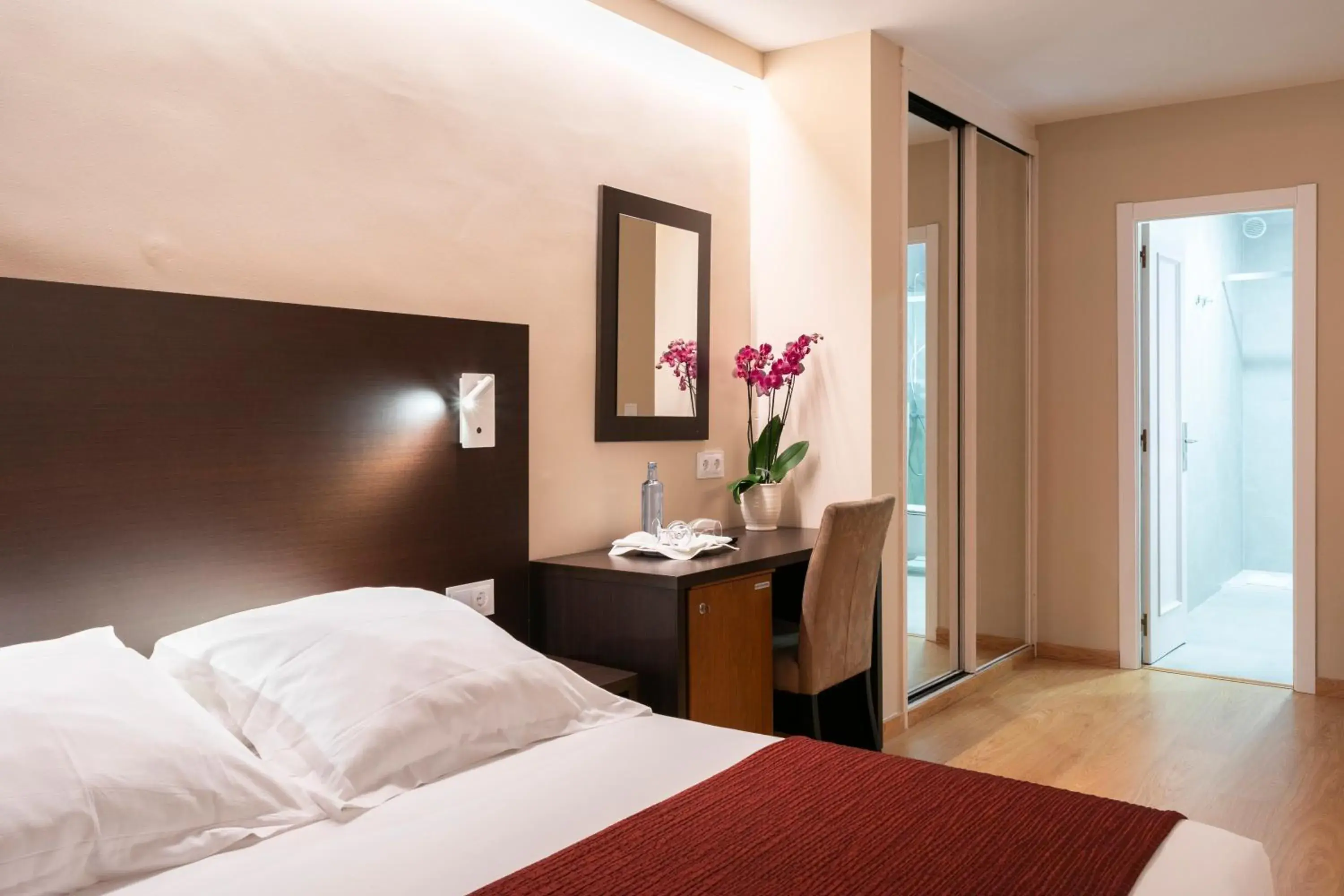 Family Junior Suite in Hotel Santiago Apóstol Family Junior Suite in Hotel Santiago Apóstol