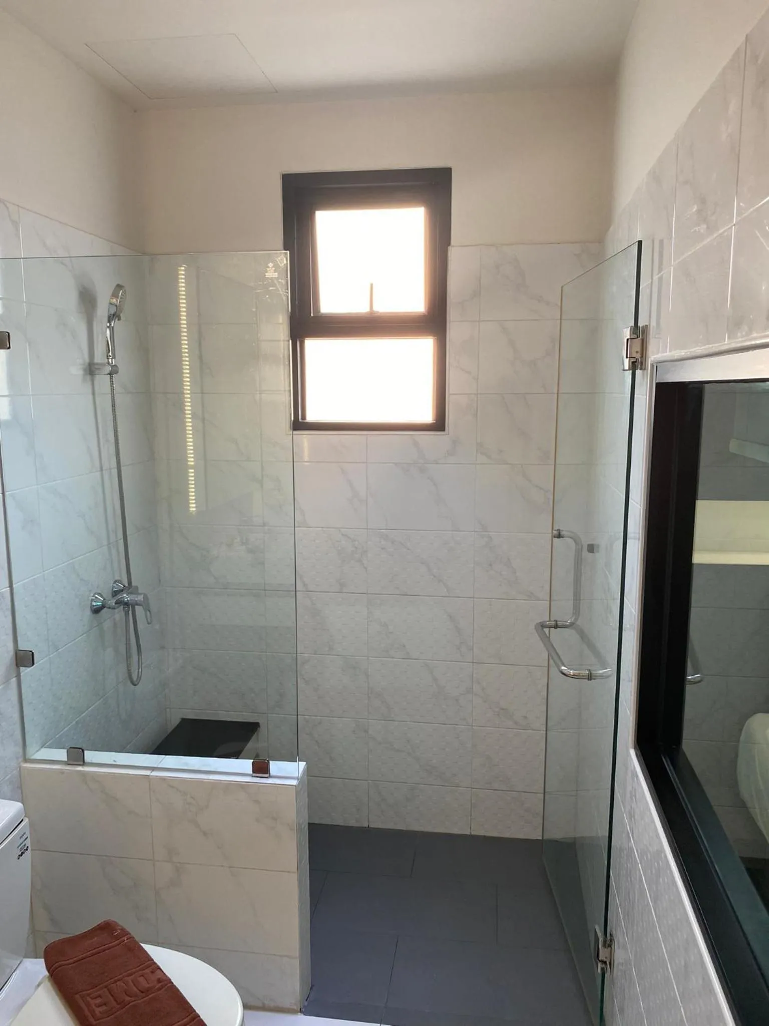 Shower in I AM O'TEL Patong
