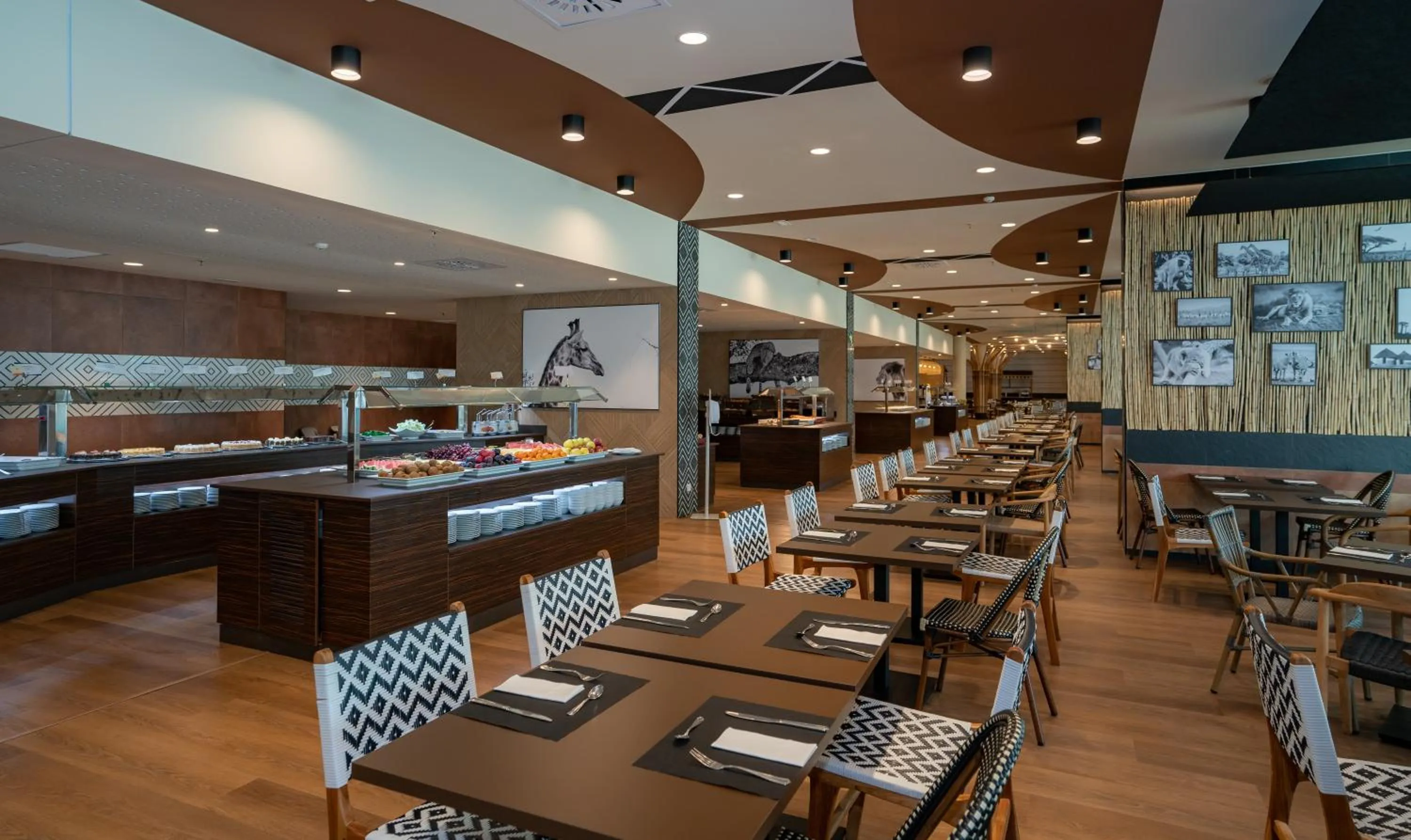 Restaurant/places to eat in Medplaya Hotel Flamingo Oasis