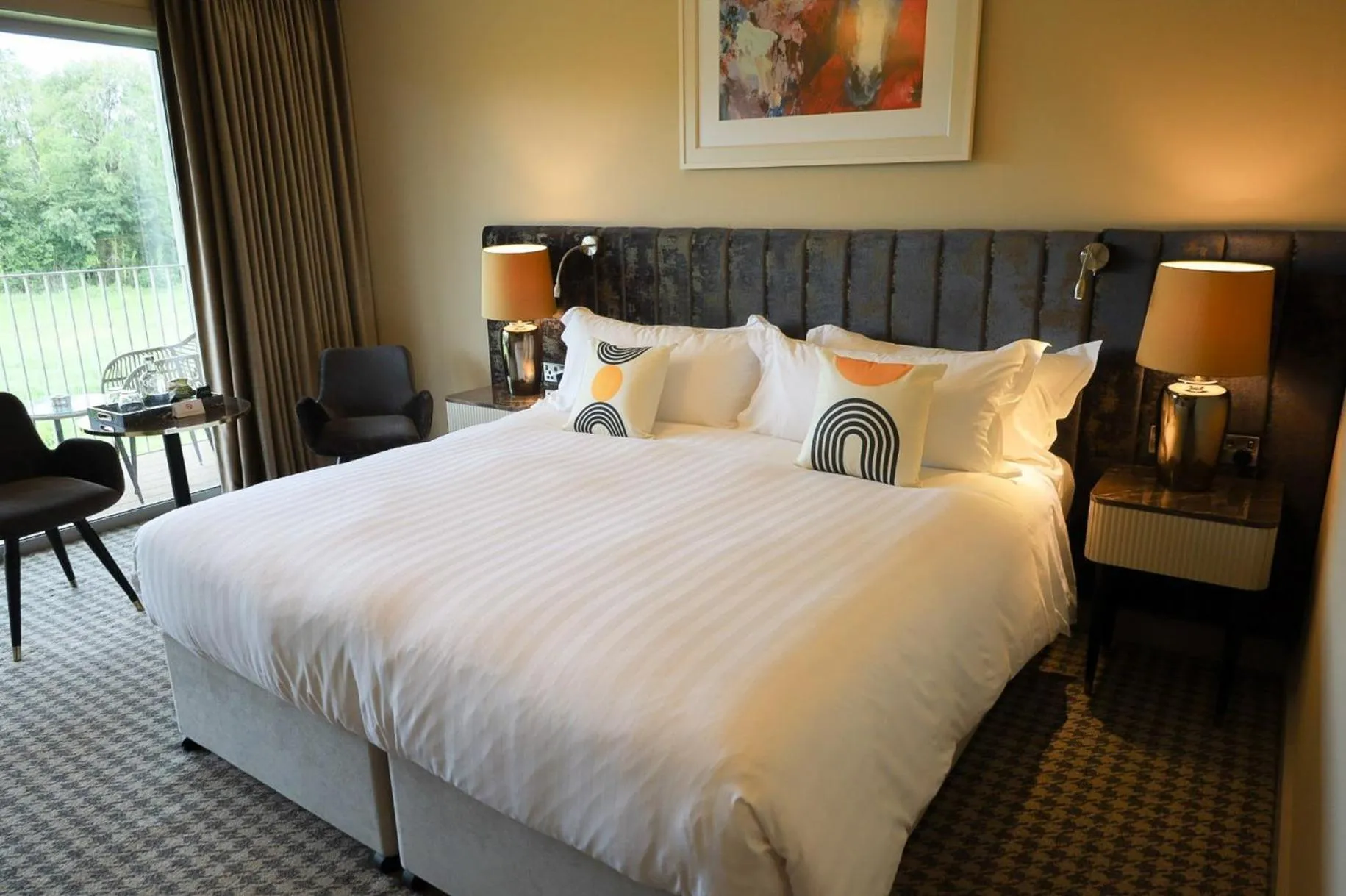 Photo of the whole room, Bed in voco The Club - Dublin Gateway by IHG