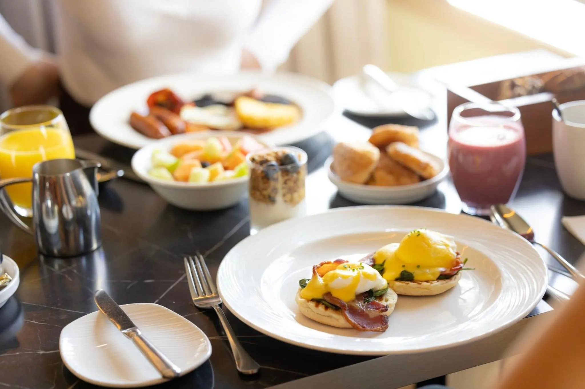 Restaurant/places to eat in voco The Club - Dublin Gateway by IHG