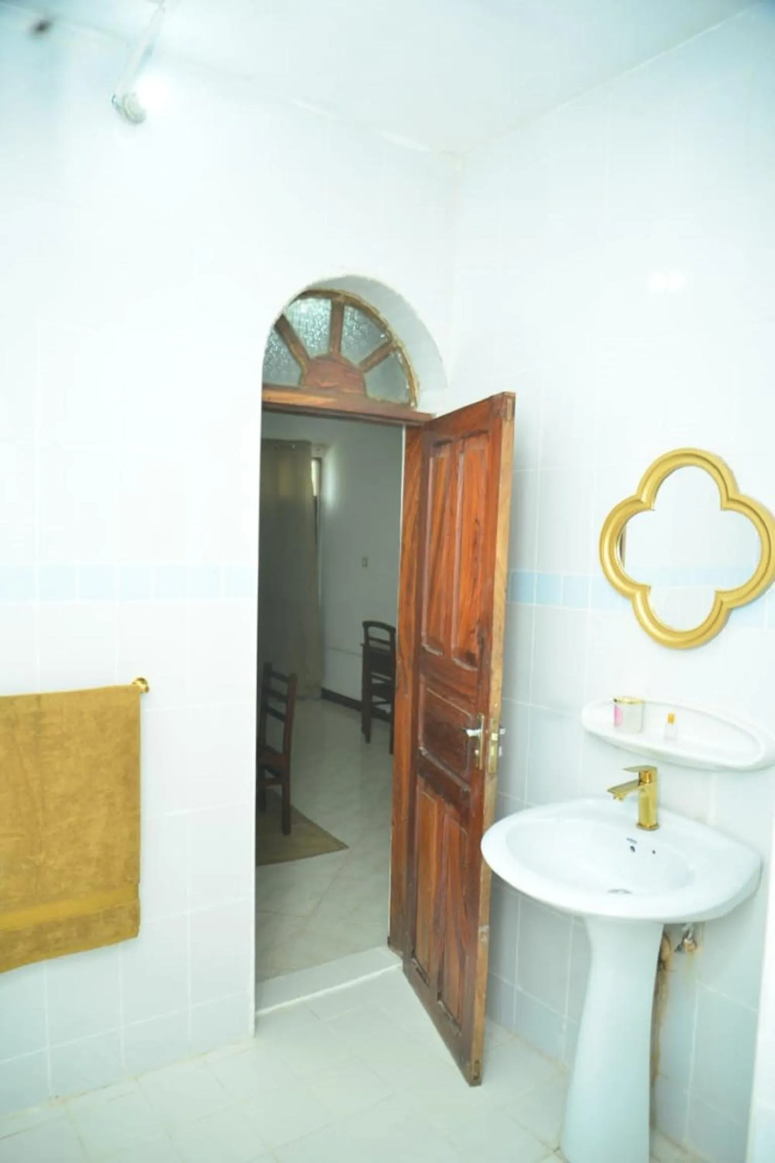 Shower in La Neisha Hotel Zanzibar