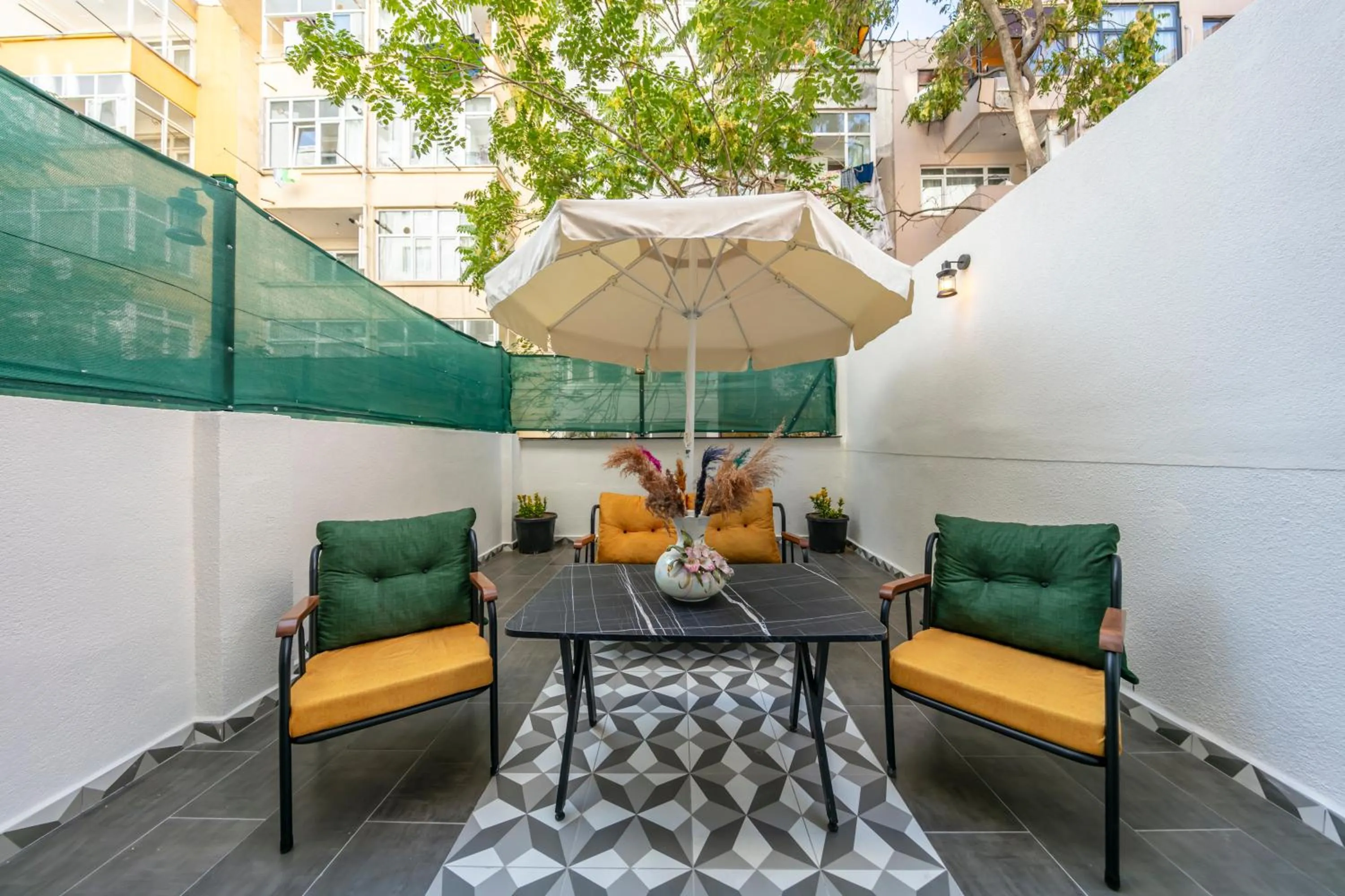 Patio in Hexa Suites Hotel