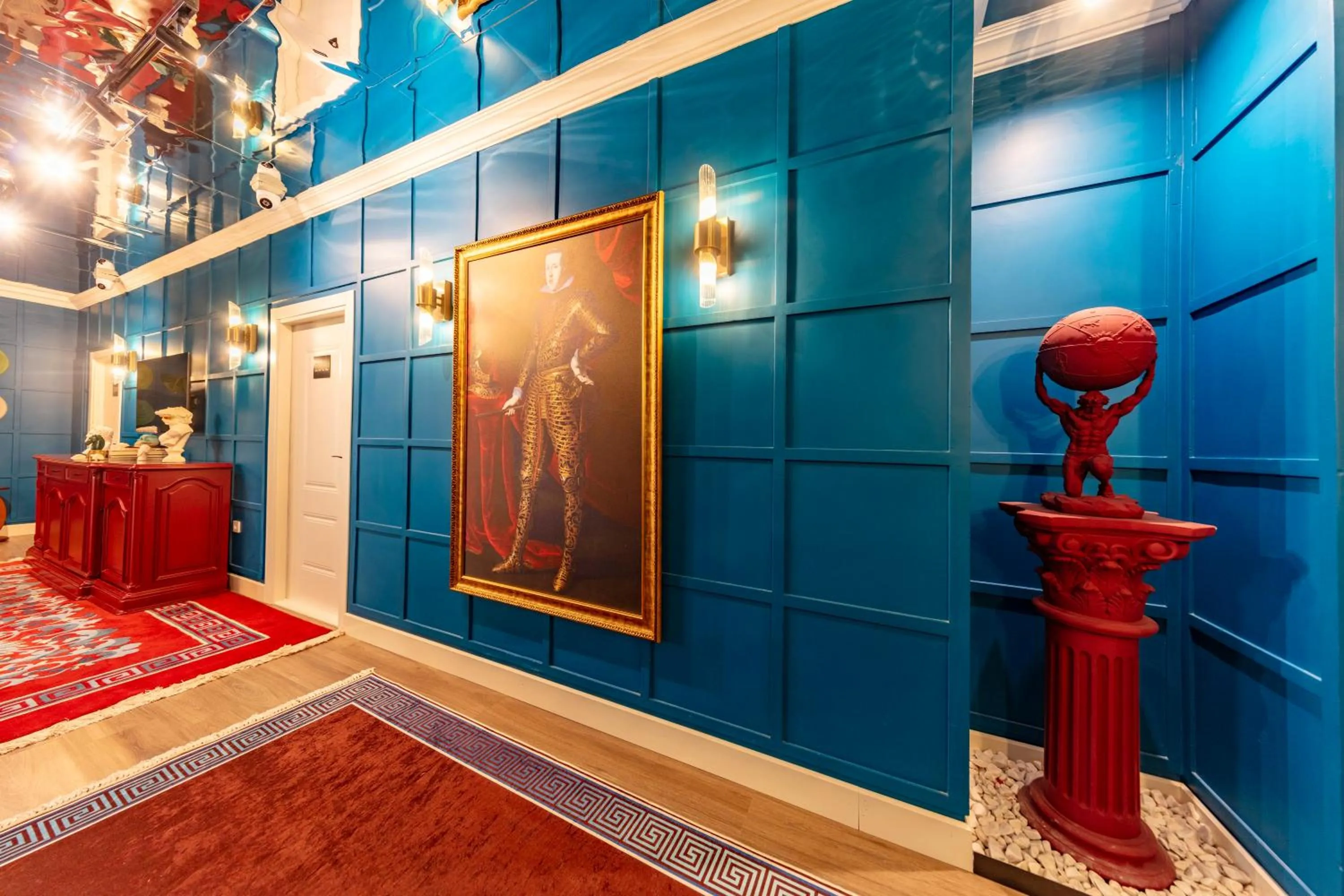 Lobby or reception in Hexa Suites Hotel