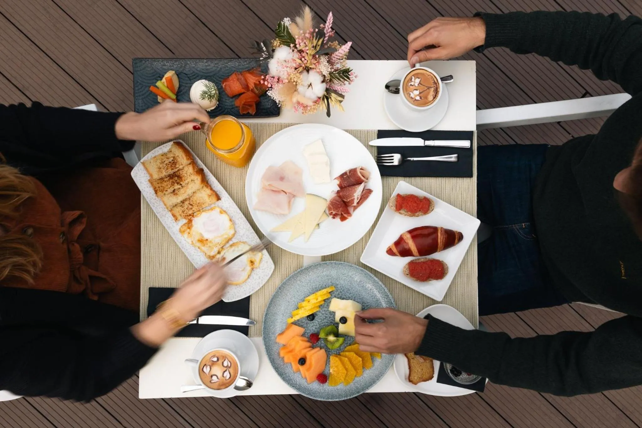 Breakfast in voco Madrid Retiro by IHG