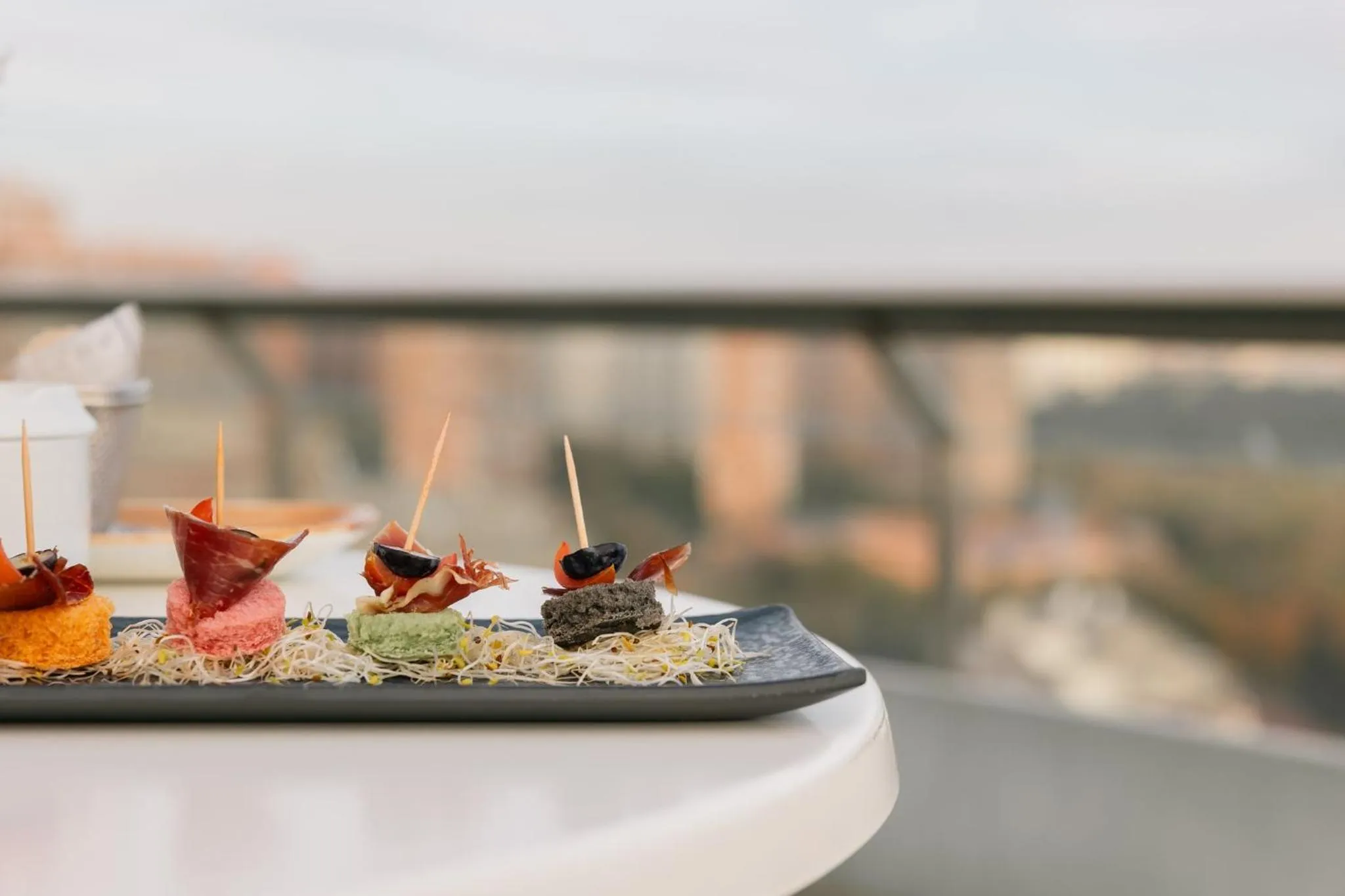 Meeting/conference room in voco Madrid Retiro by IHG