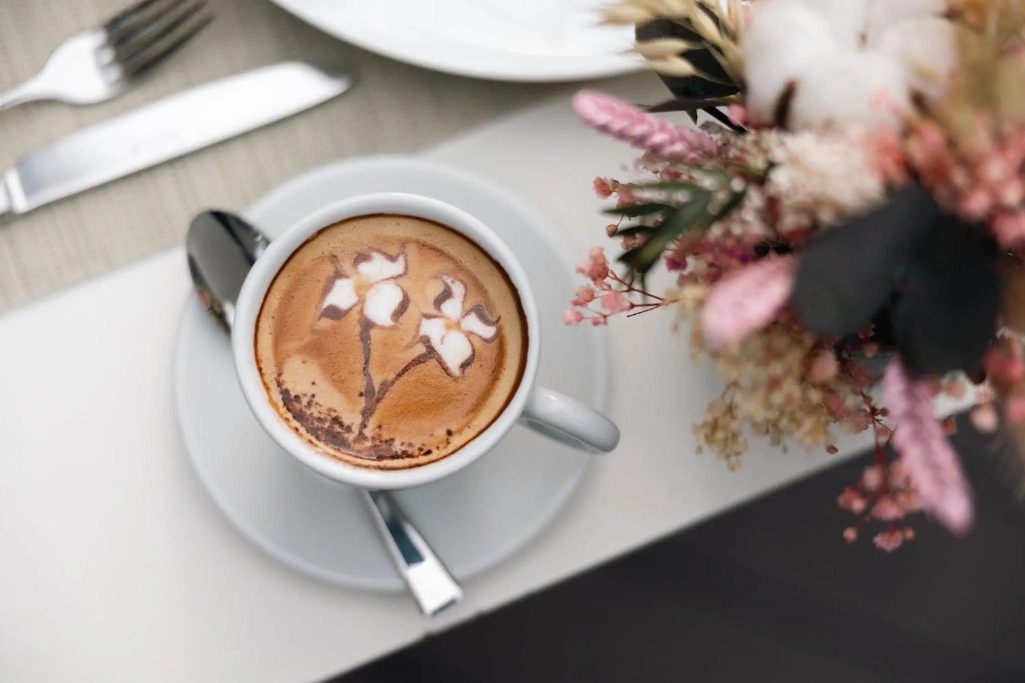 Restaurant/places to eat in voco Madrid Retiro by IHG