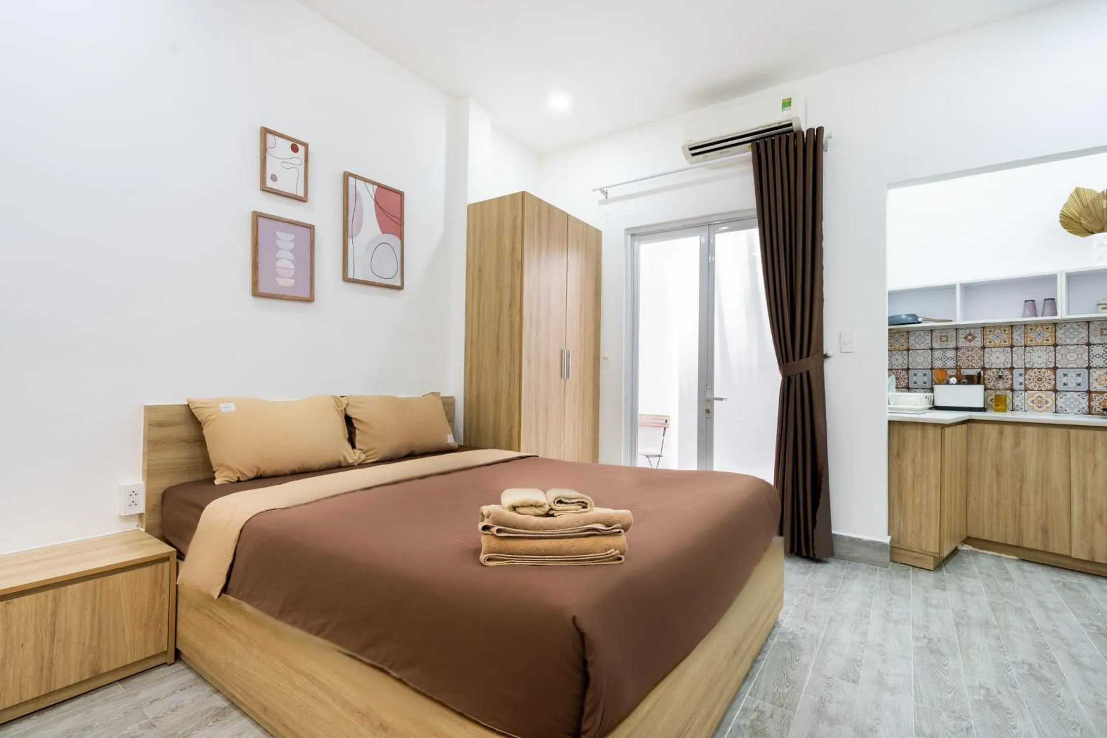 Bed in Ekomo Home 102 - Central Saigon