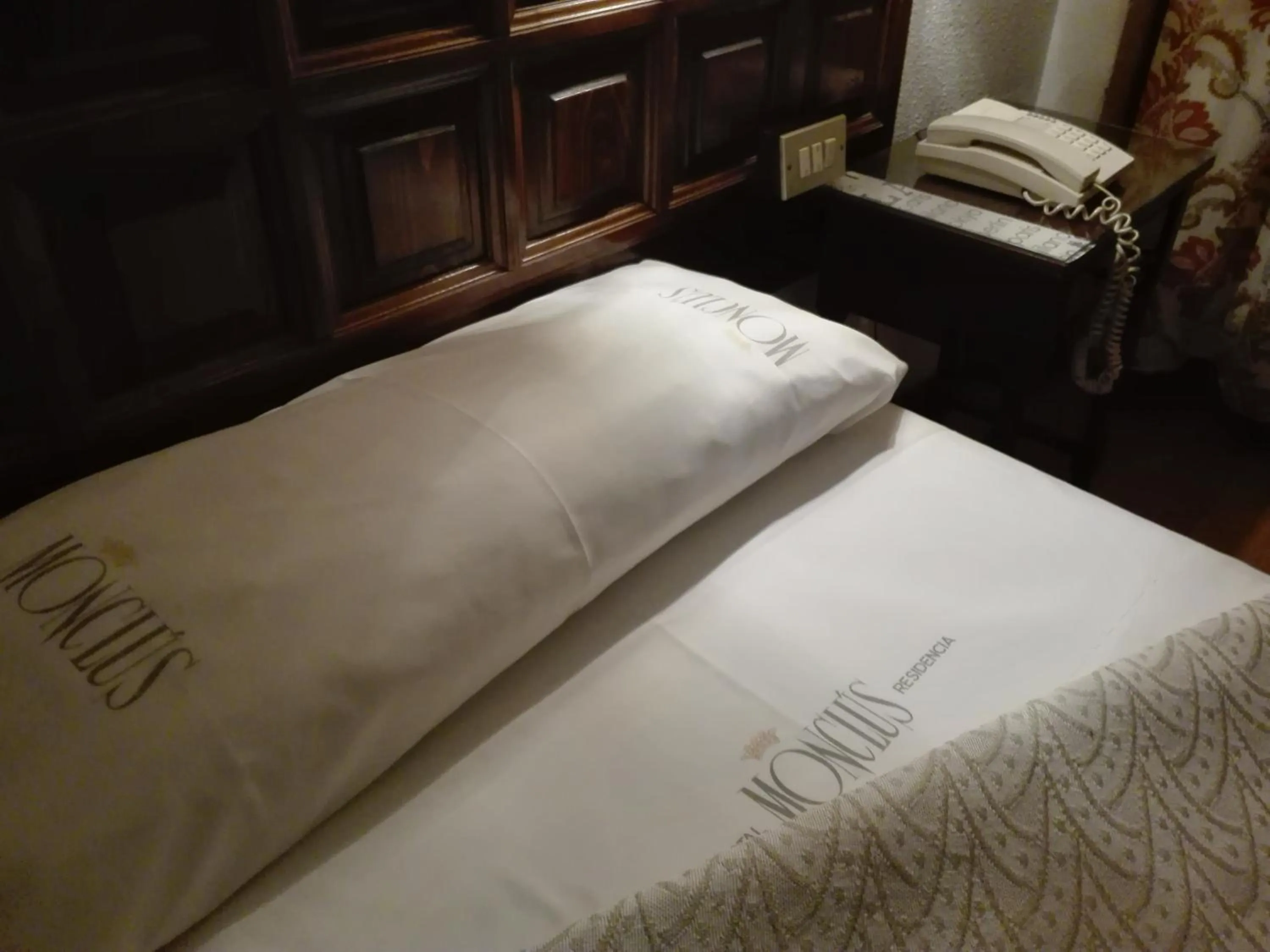 Decorative detail, Bed in Monclús