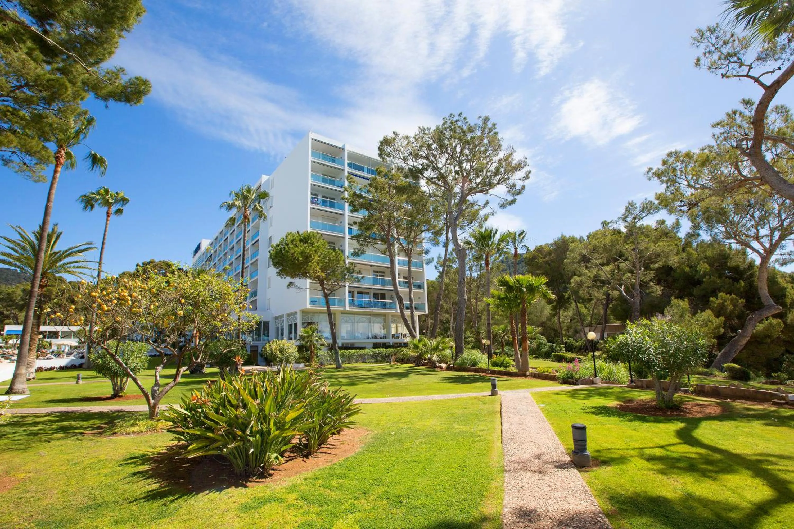 Facade/entrance in Hipotels Eurotel Punta Rotja Spa-Golf