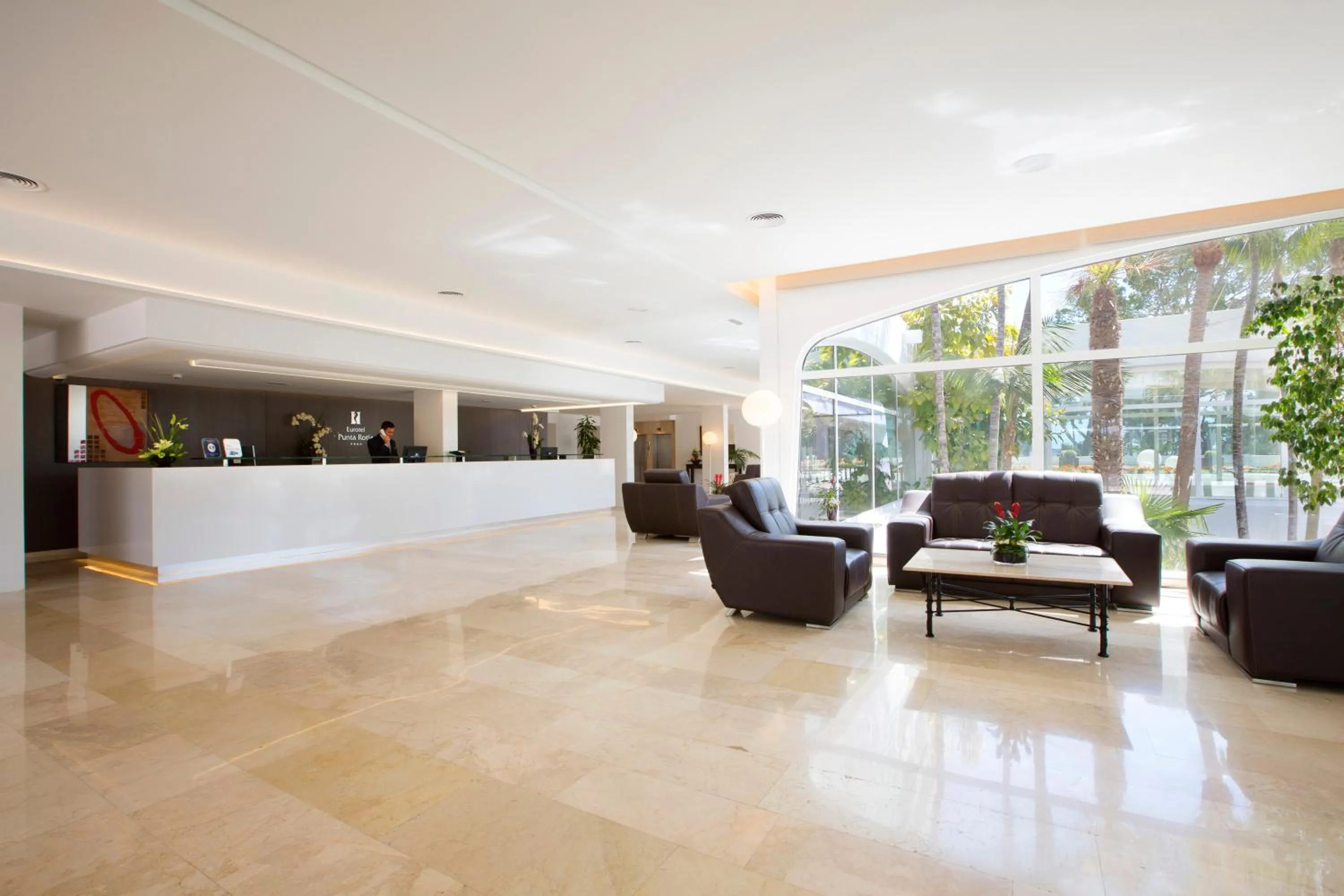 Lobby or reception in Hipotels Eurotel Punta Rotja Spa-Golf
