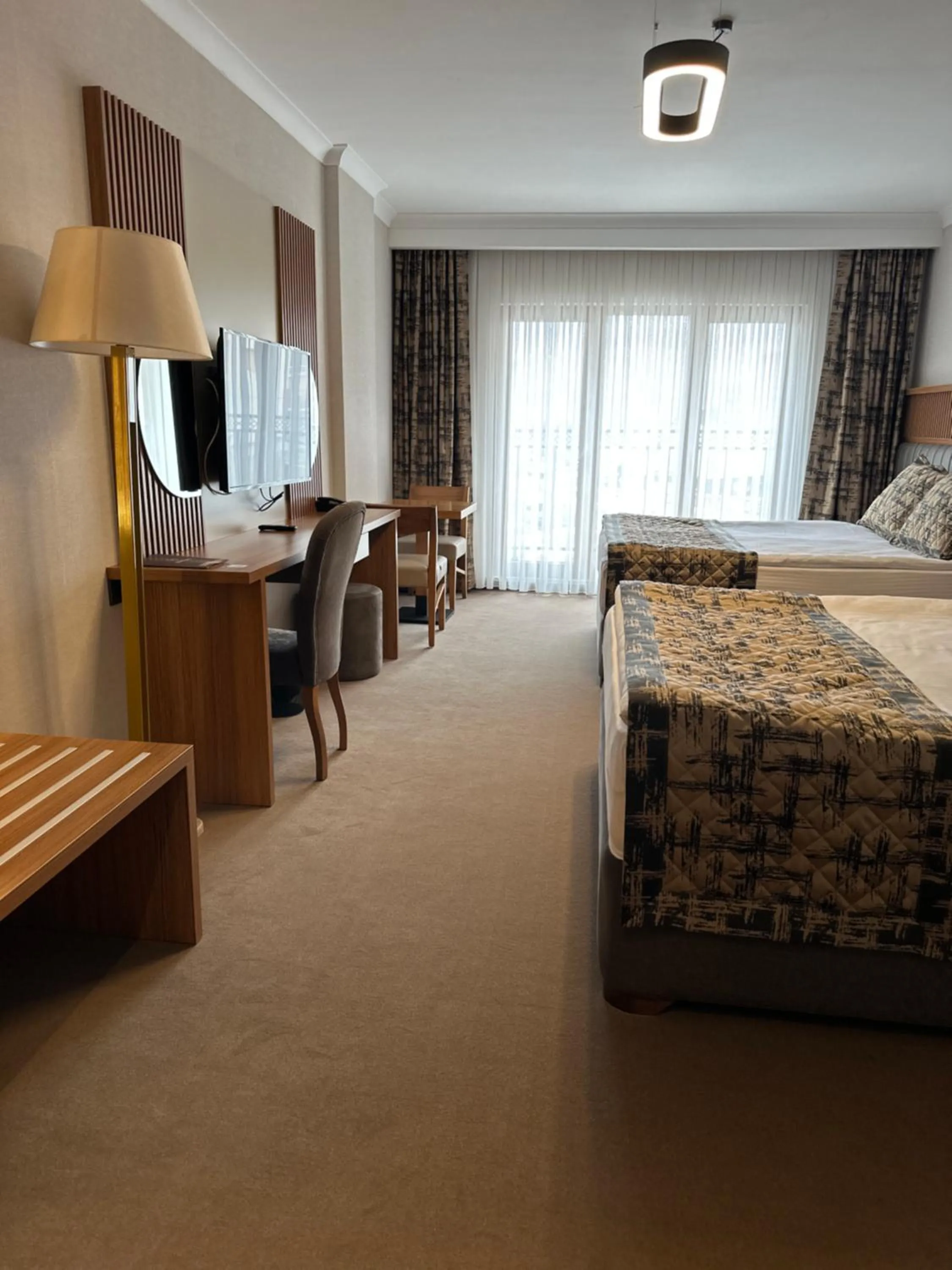 Seating area, Bed in Özkaya hotel