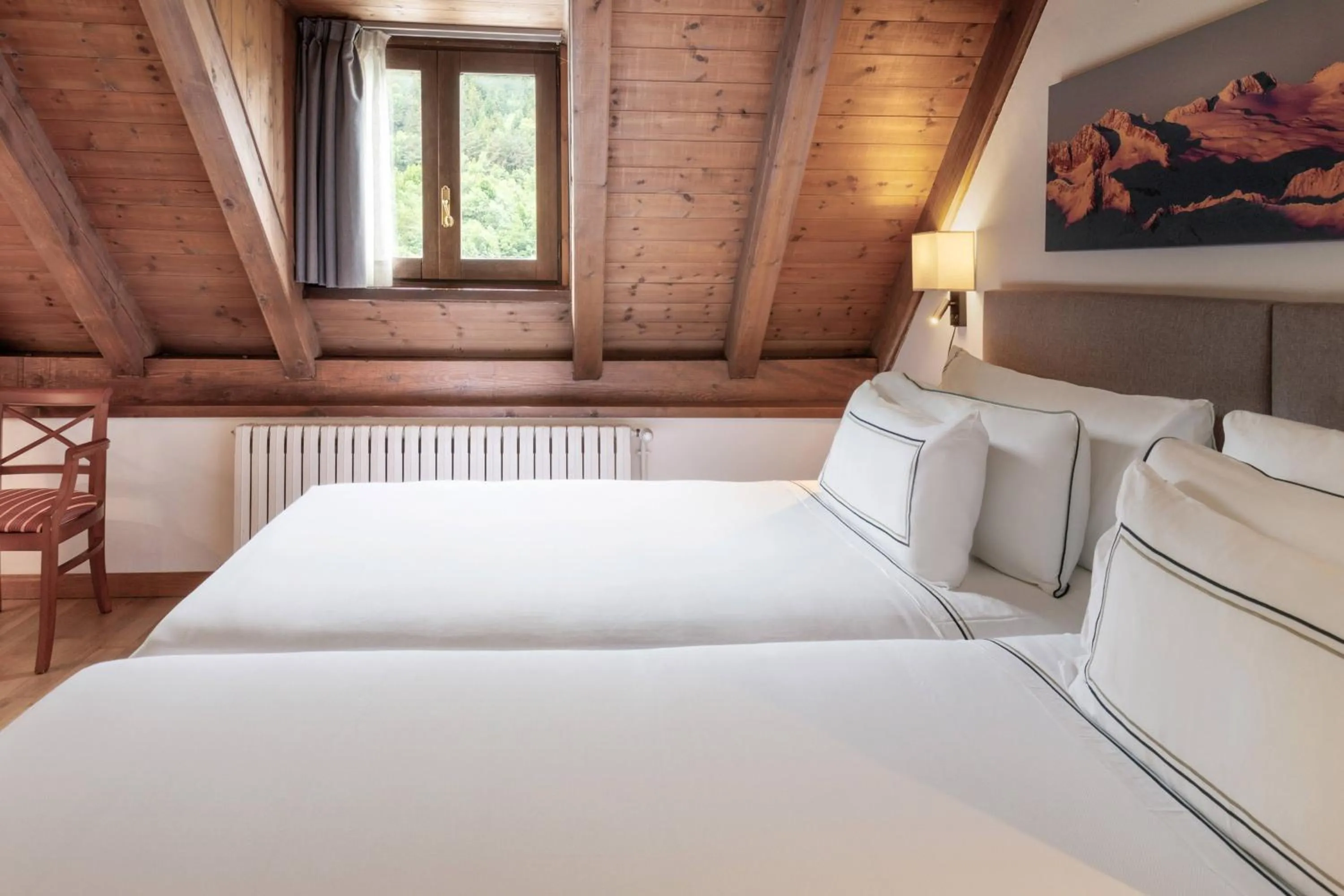 Property building, Bed in Meliá de Tredós