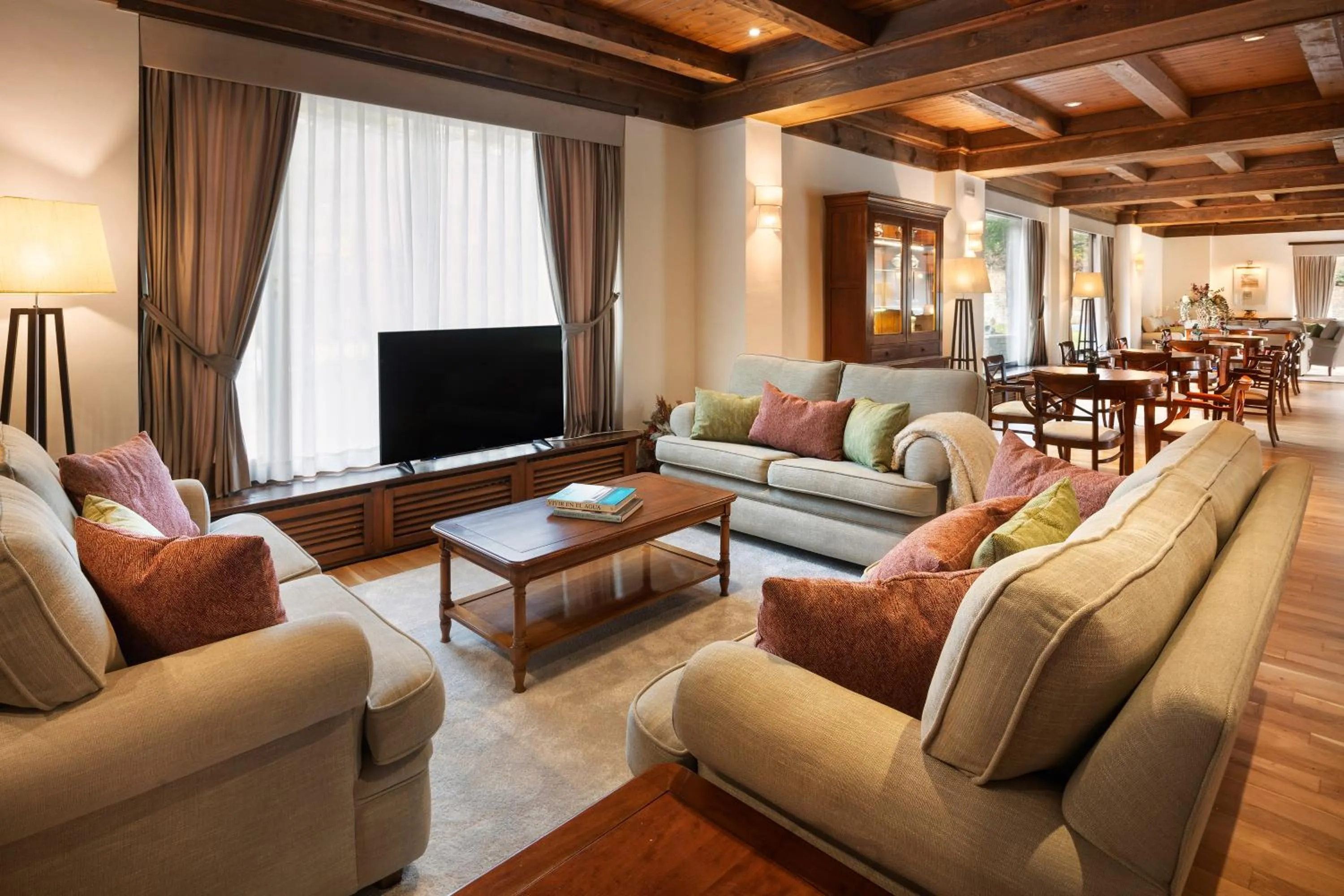 Lobby or reception in Meliá de Tredós