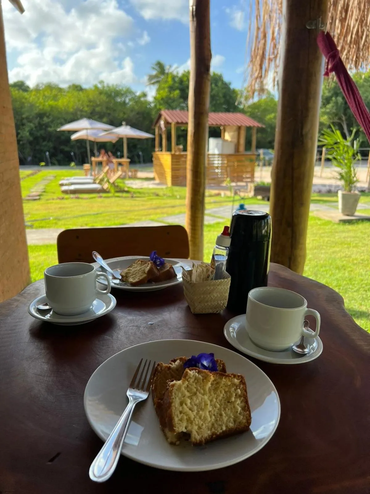 Garden view in Pousada Corália