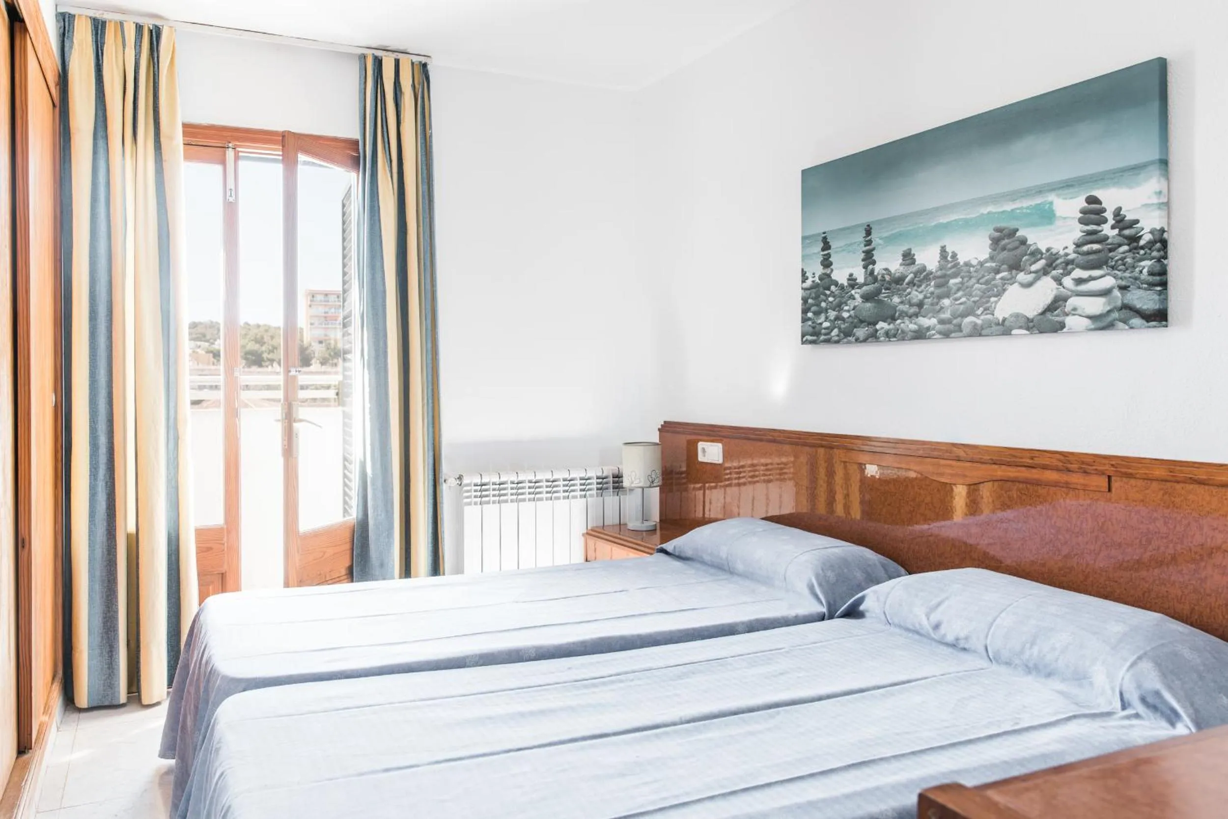 Bedroom in Apartamentos Balear Beach