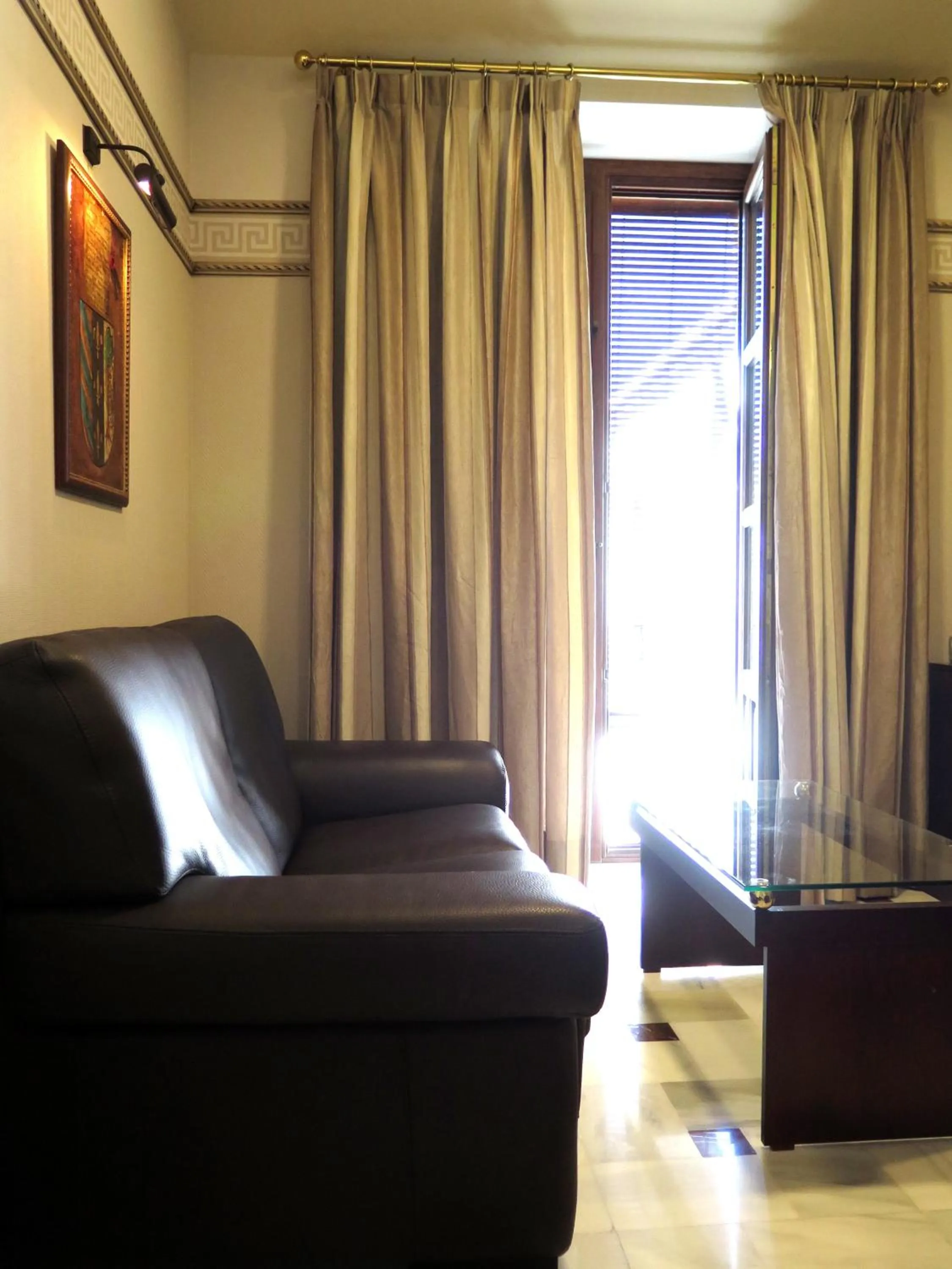 Living room in Hotel Don Miguel Plaza