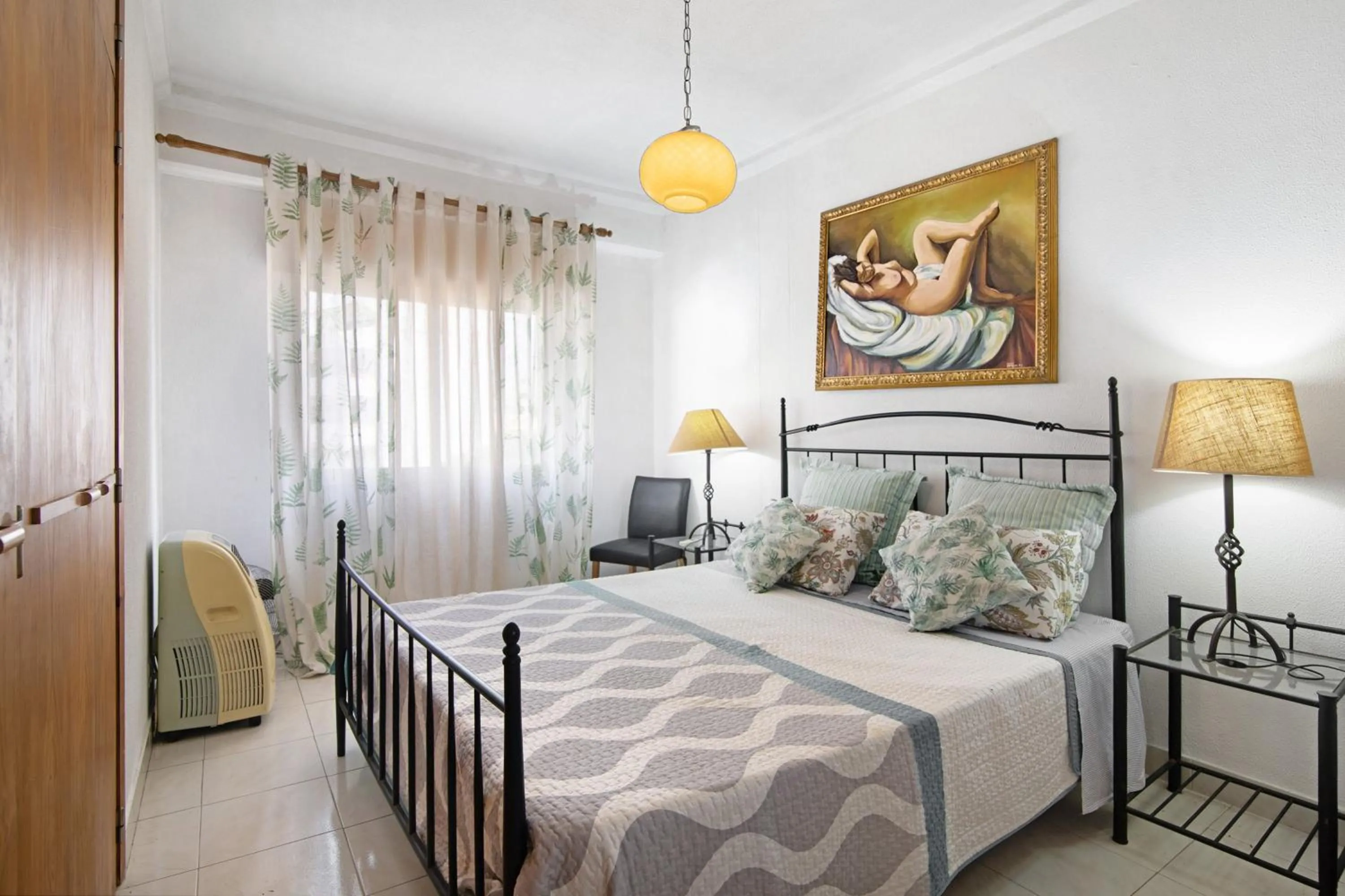 Living room, Bed in T3 Duplex Albufeira