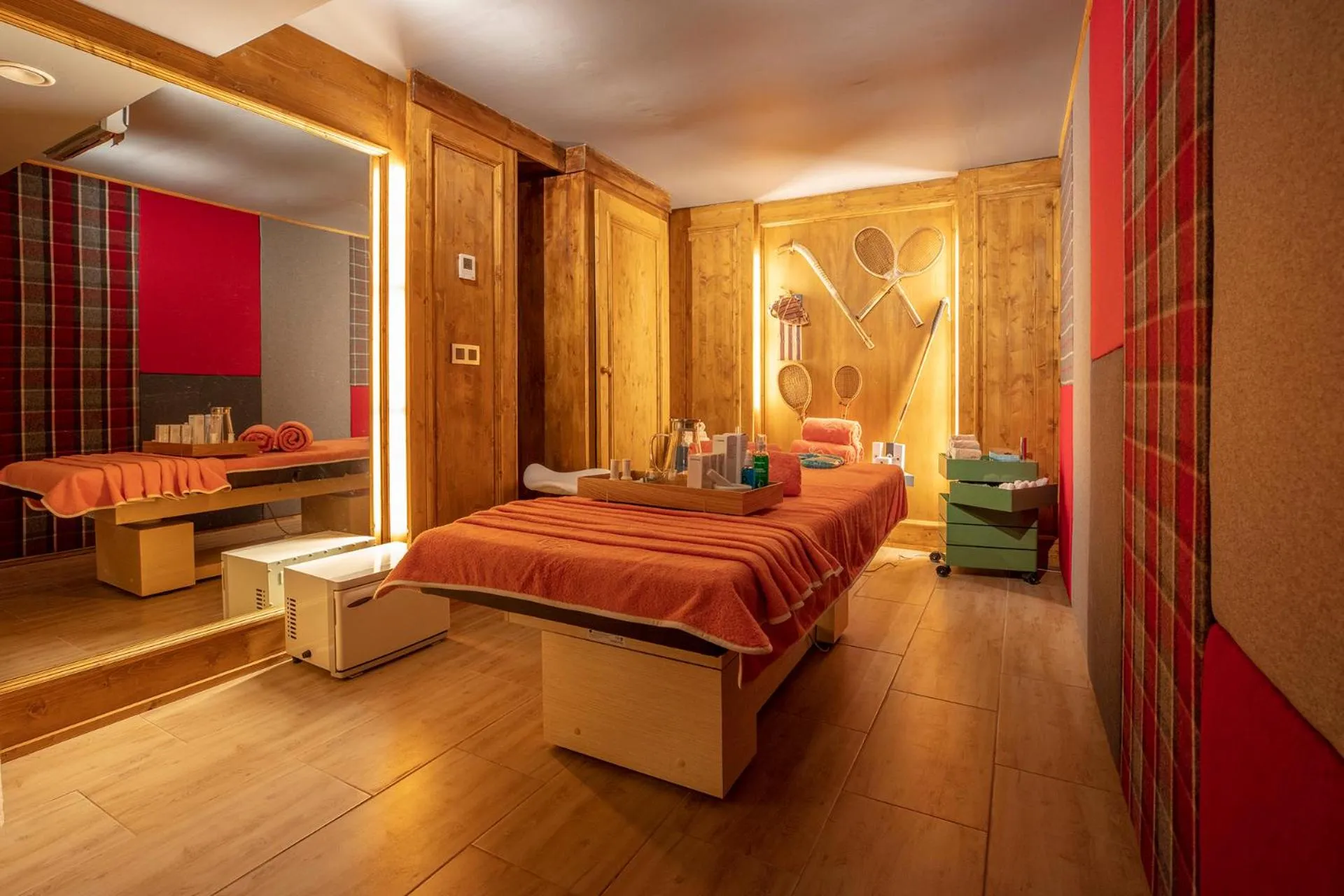 Spa and wellness centre/facilities, Bed in Magic Megève Bois