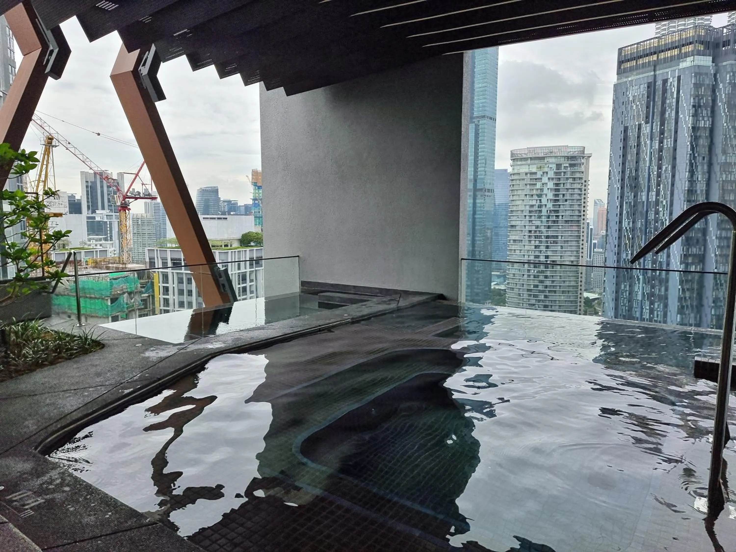 Scarletz Suites KLCC by De Harlequins Guesthouse