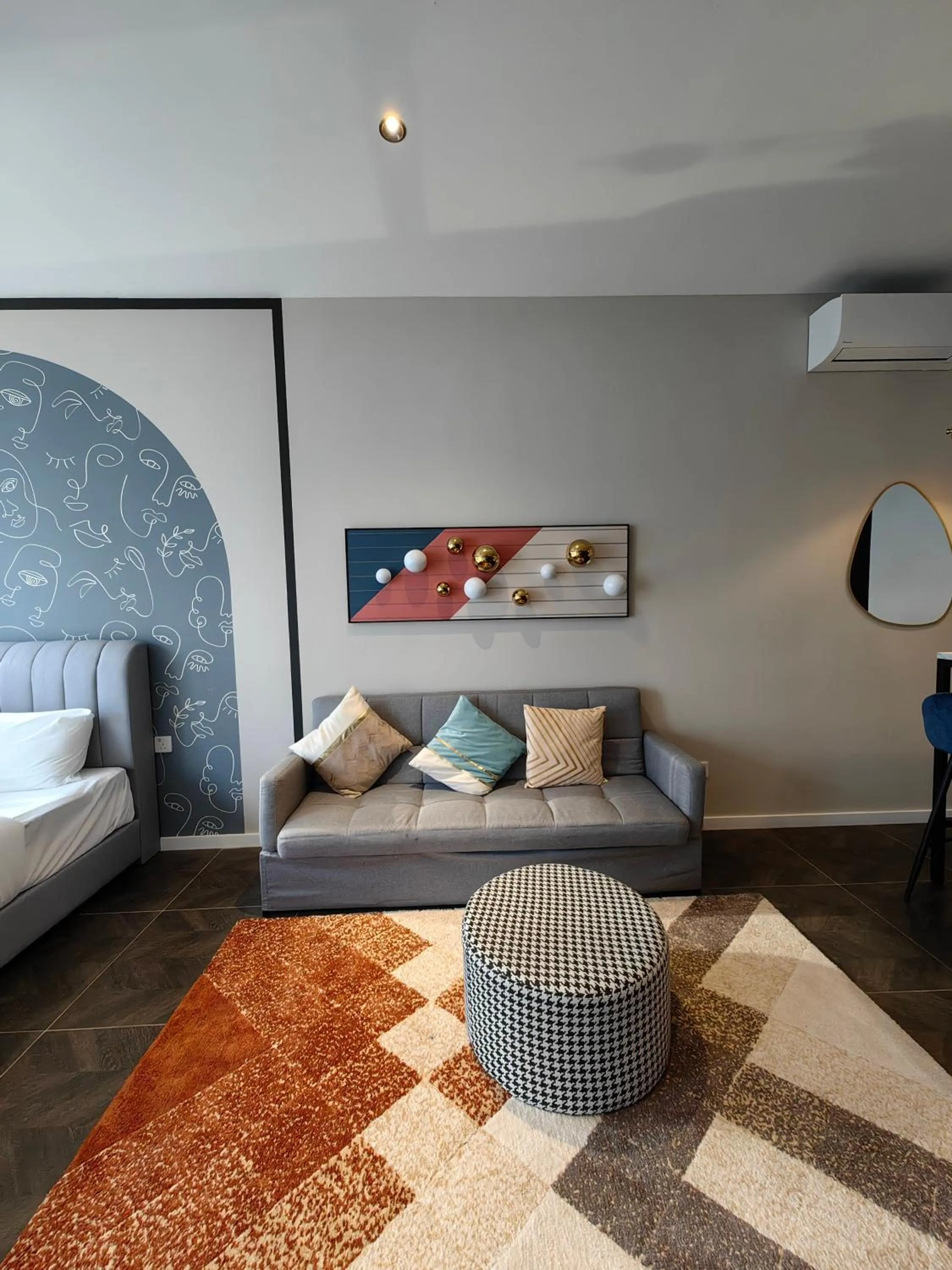 Bed in Scarletz Suites KLCC by De Harlequins Guesthouse