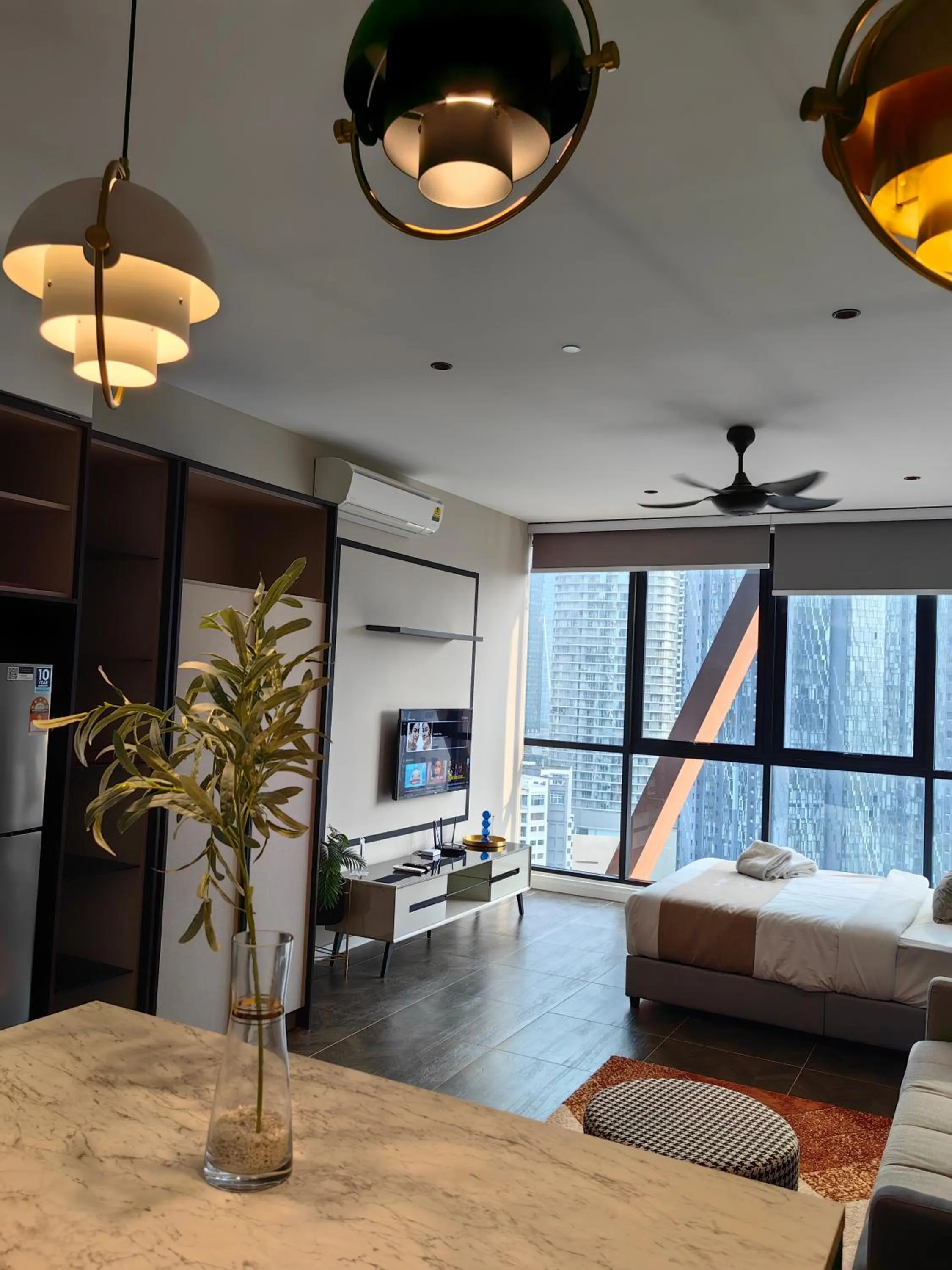 Bed in Scarletz Suites KLCC by De Harlequins Guesthouse