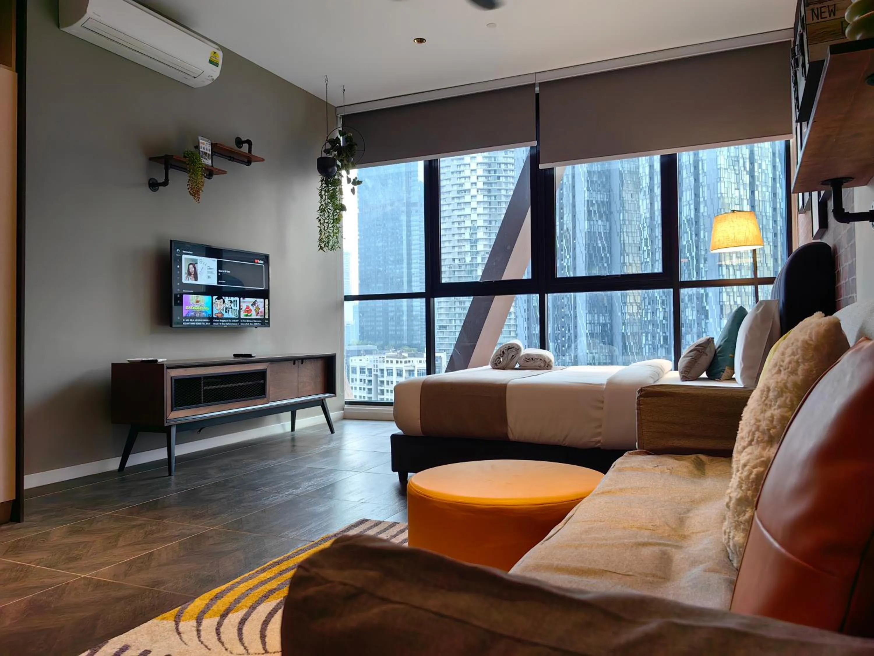 Scarletz Suites KLCC by De Harlequins Guesthouse