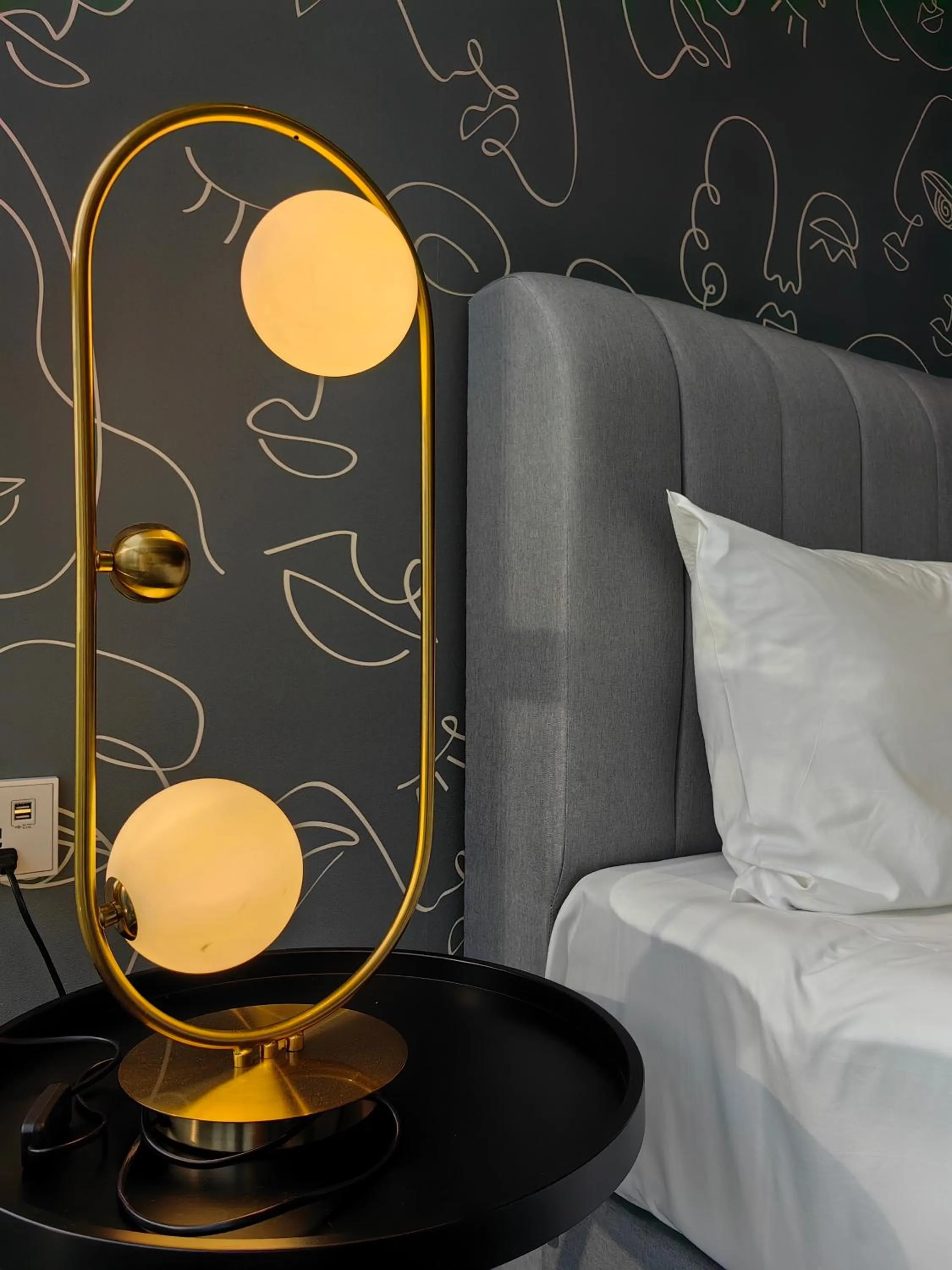 Bed in Scarletz Suites KLCC by De Harlequins Guesthouse